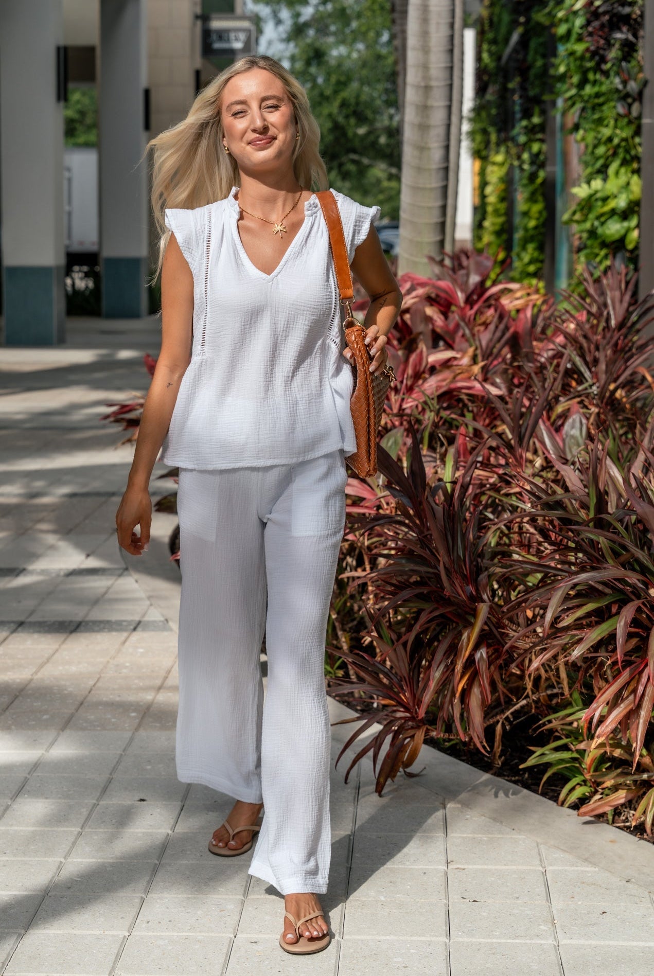 Why Coastal Fashion Never Goes Out of Style: The Enduring Appeal of Relaxed Luxury