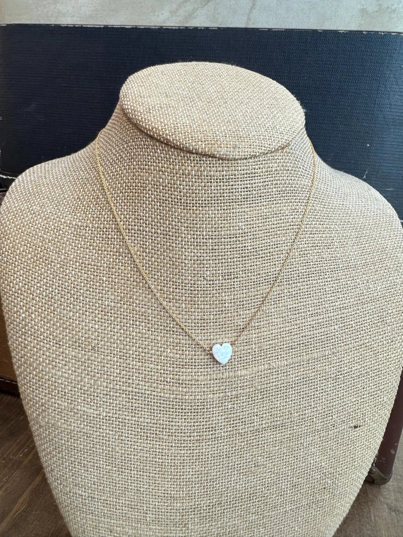 Bara Boheme | Heart Necklace | White | Vagabond | Apparel | Boutique