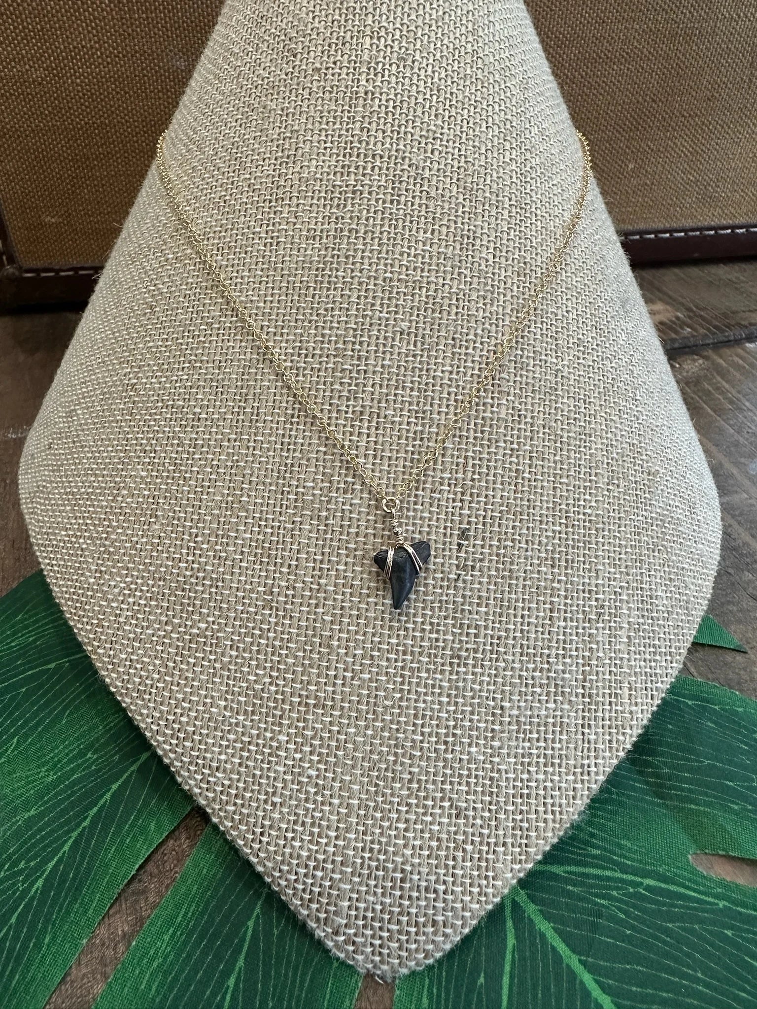 Beachybeads | Sharktooth Necklace | Vagabond | Apparel | Boutique