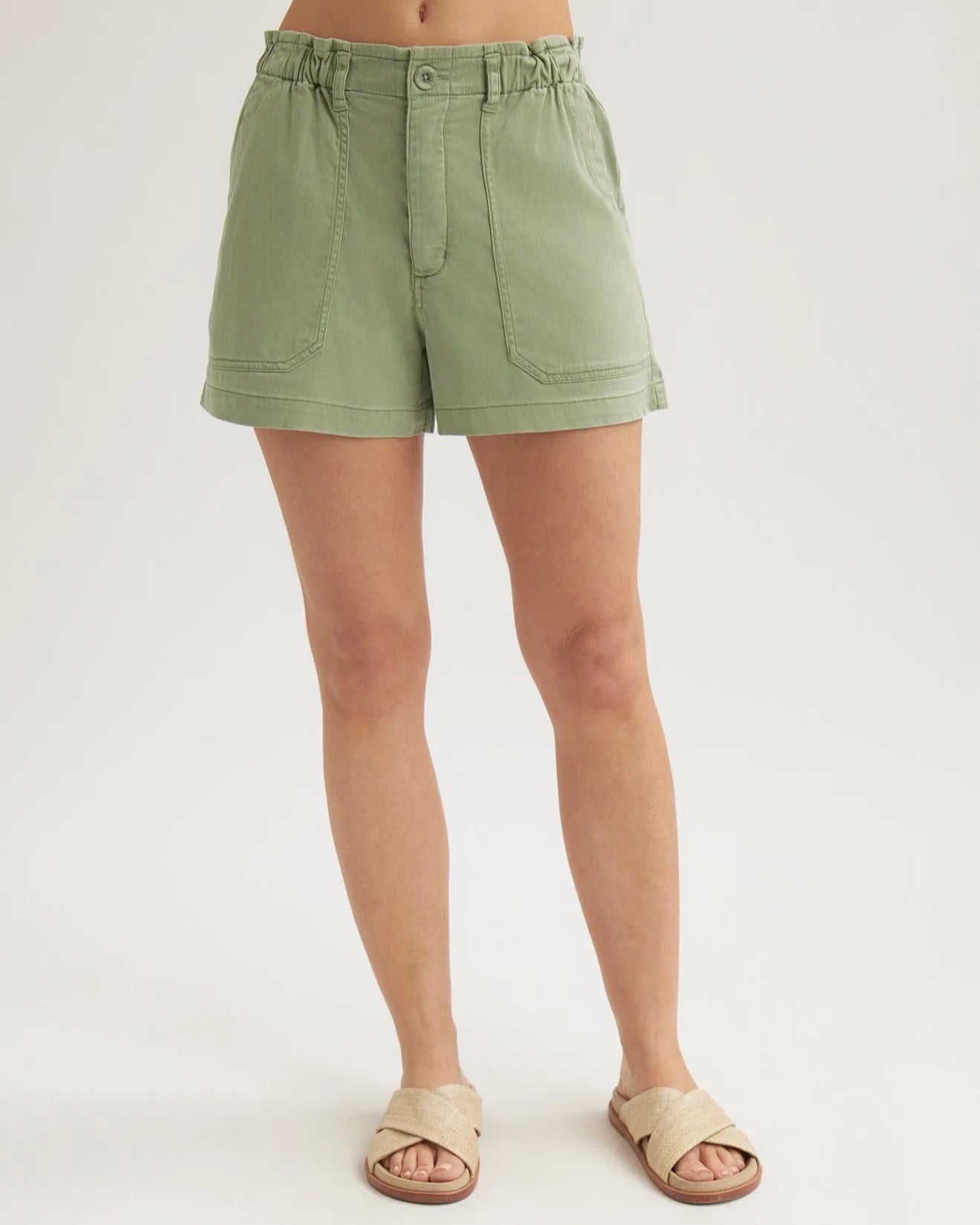 Bella Dahl | Callie Ruffle Short | Front | Olive | Vagabond | Apparel | Boutique