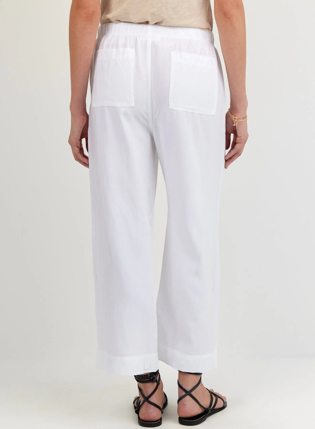 Bella Dahl | Easy Pocket Wide Leg Crop | Back | Vagabond | Apparel | Boutique