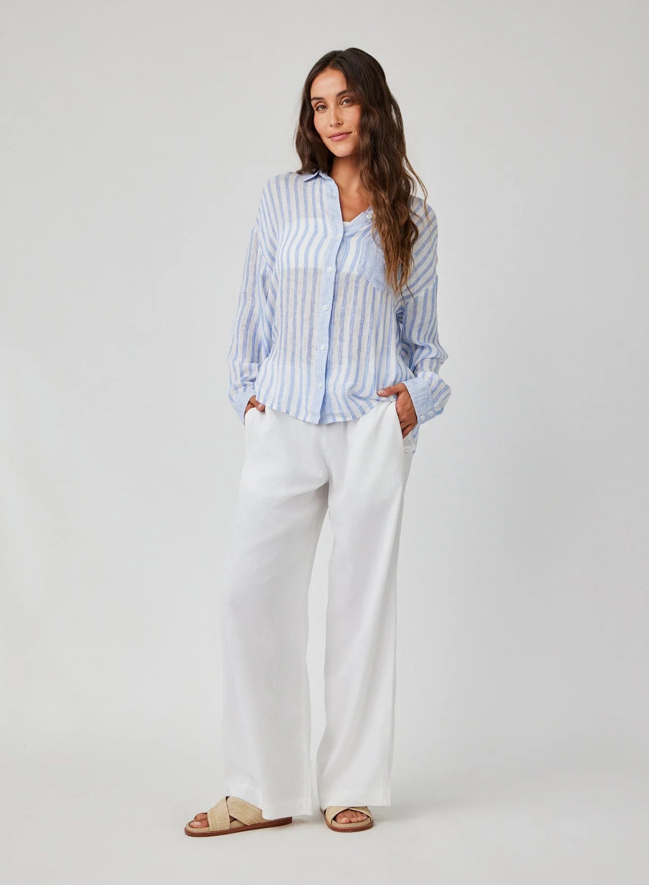 Bella Dahl Contrast Pocket Boyfriend Shirt | Vagabond Apparel Boutique
