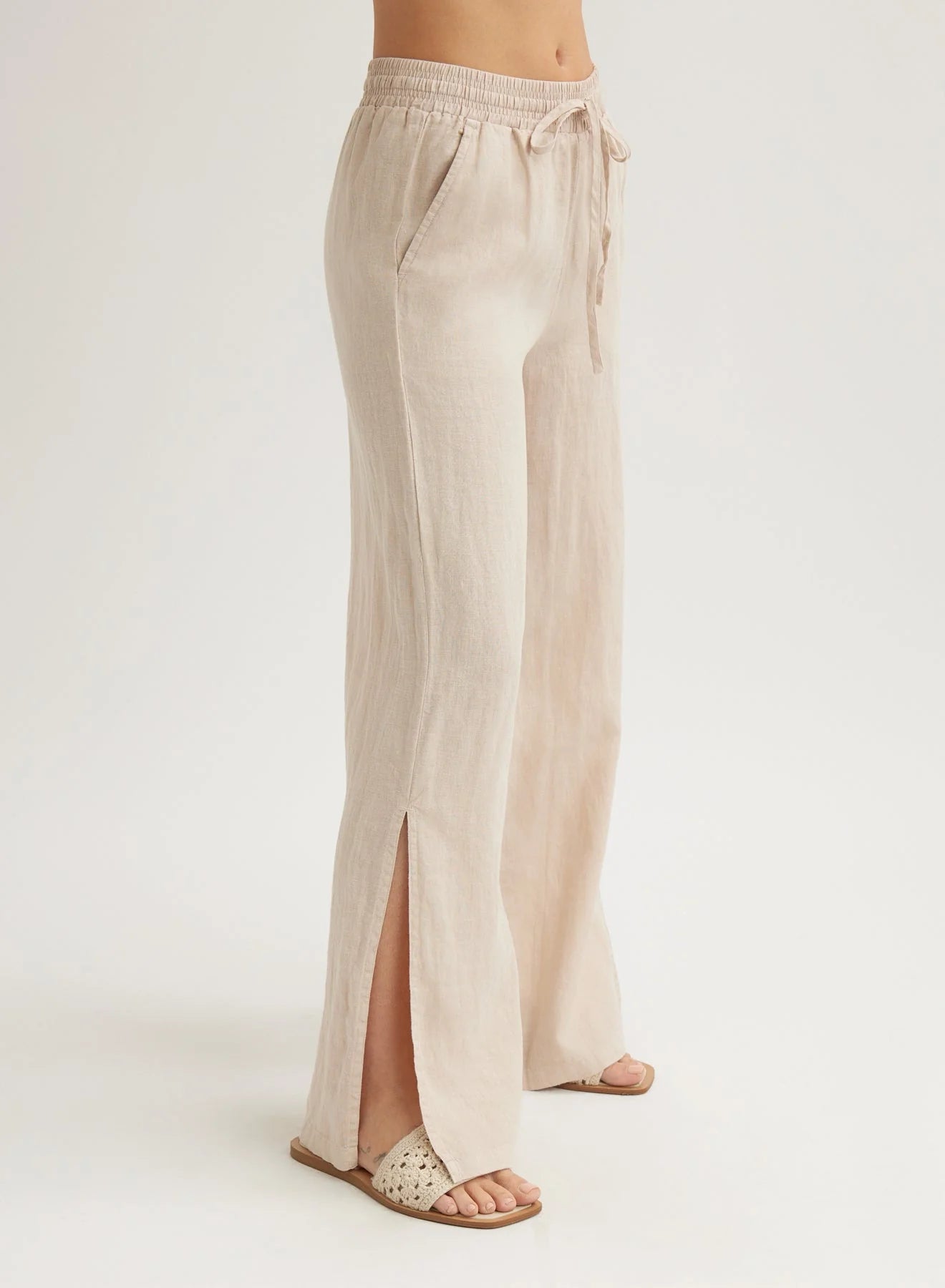 Bella Dahl | Side Slit Wide Leg Linen Pant | Sand | Vagabond | Apparel | Boutique