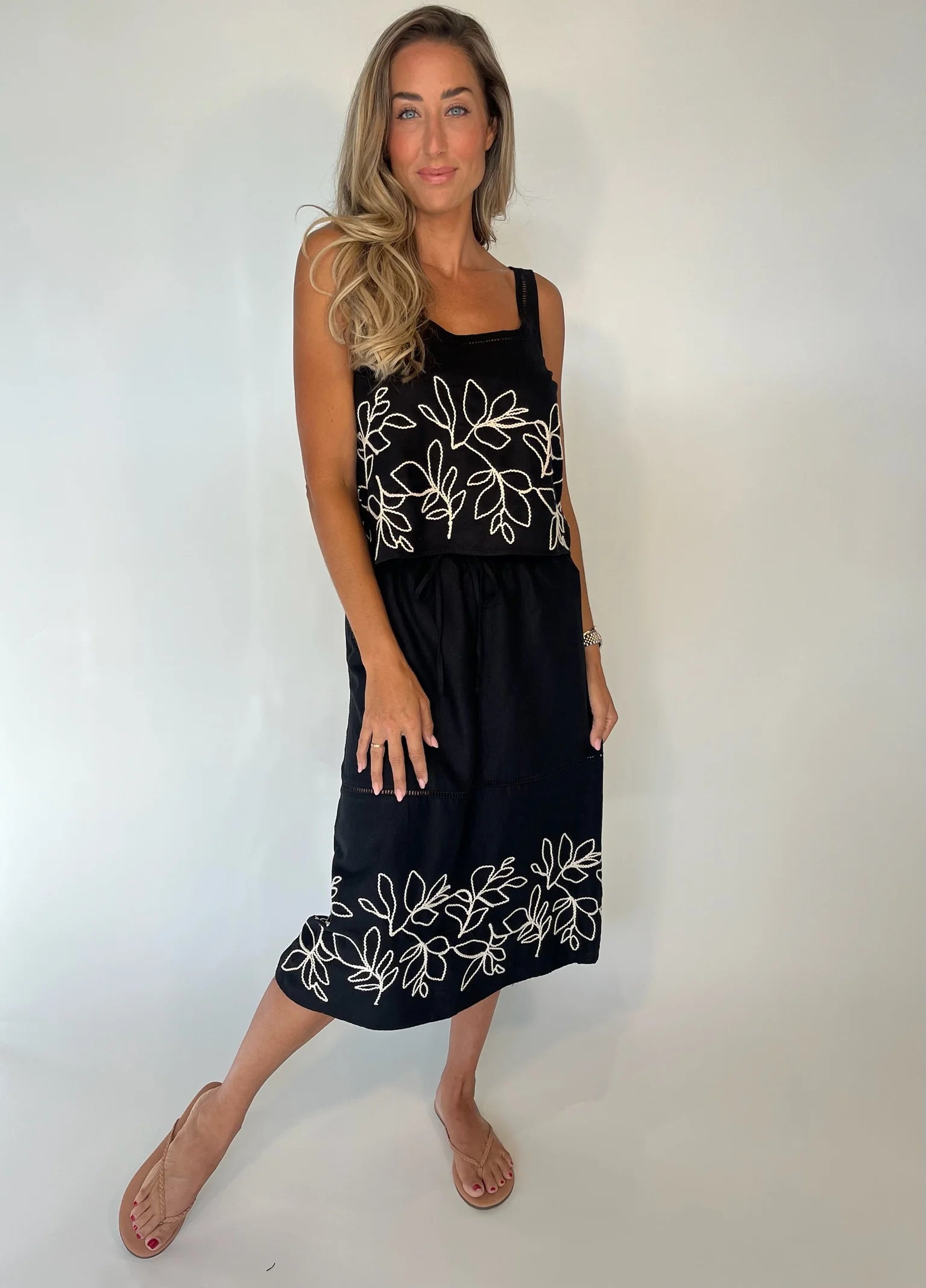 Bella Dahl | Square Neck Ladder Trim Top | Vagabond | Apparel | Boutique