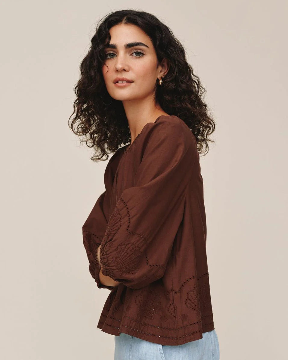 Bella Dahl | Short Raglan Sleeve Top | Vagabond | Apparel | Boutique