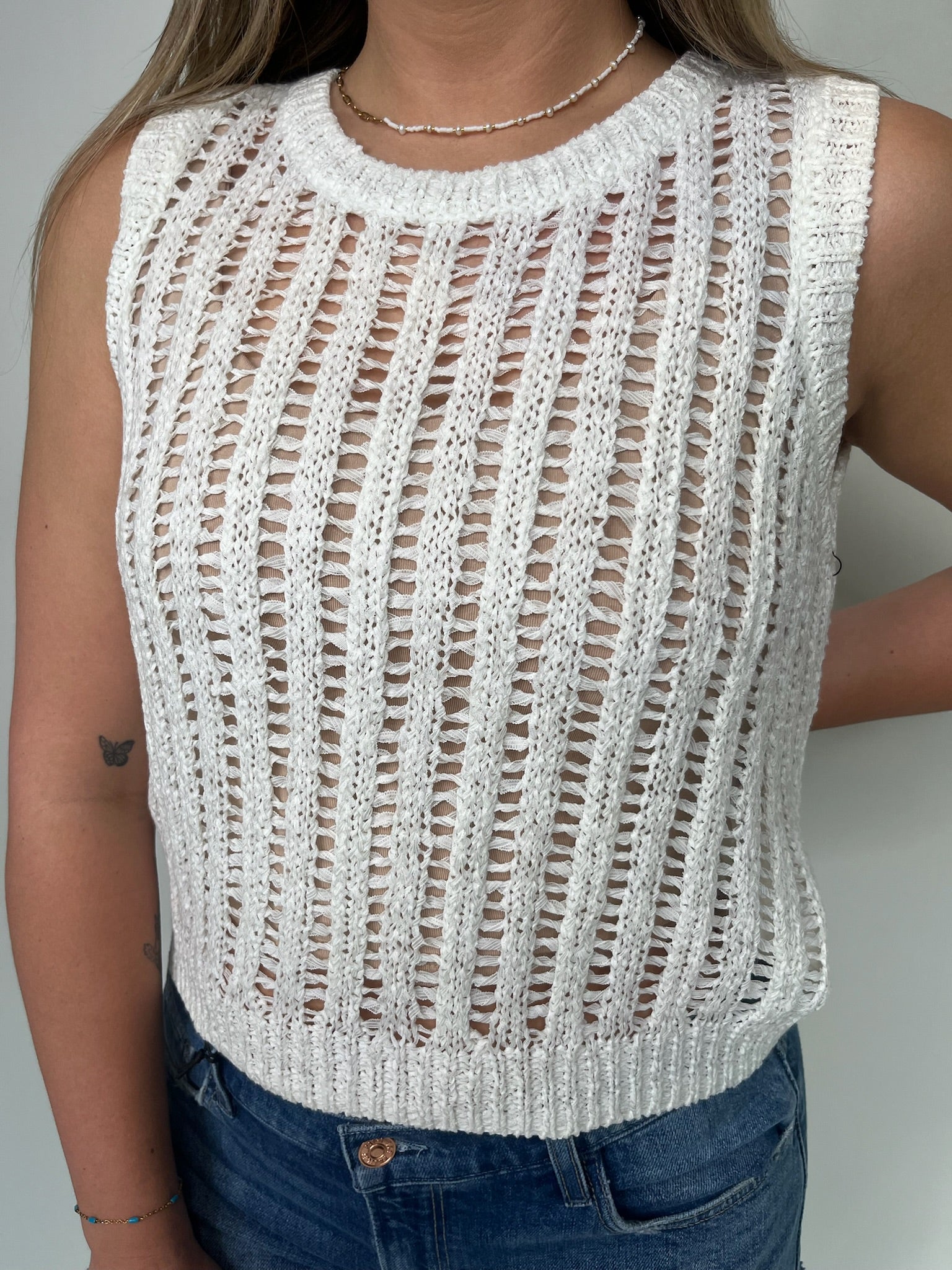 Bella Dahl Crew Neck Vest | Vagabond Apparel Boutique