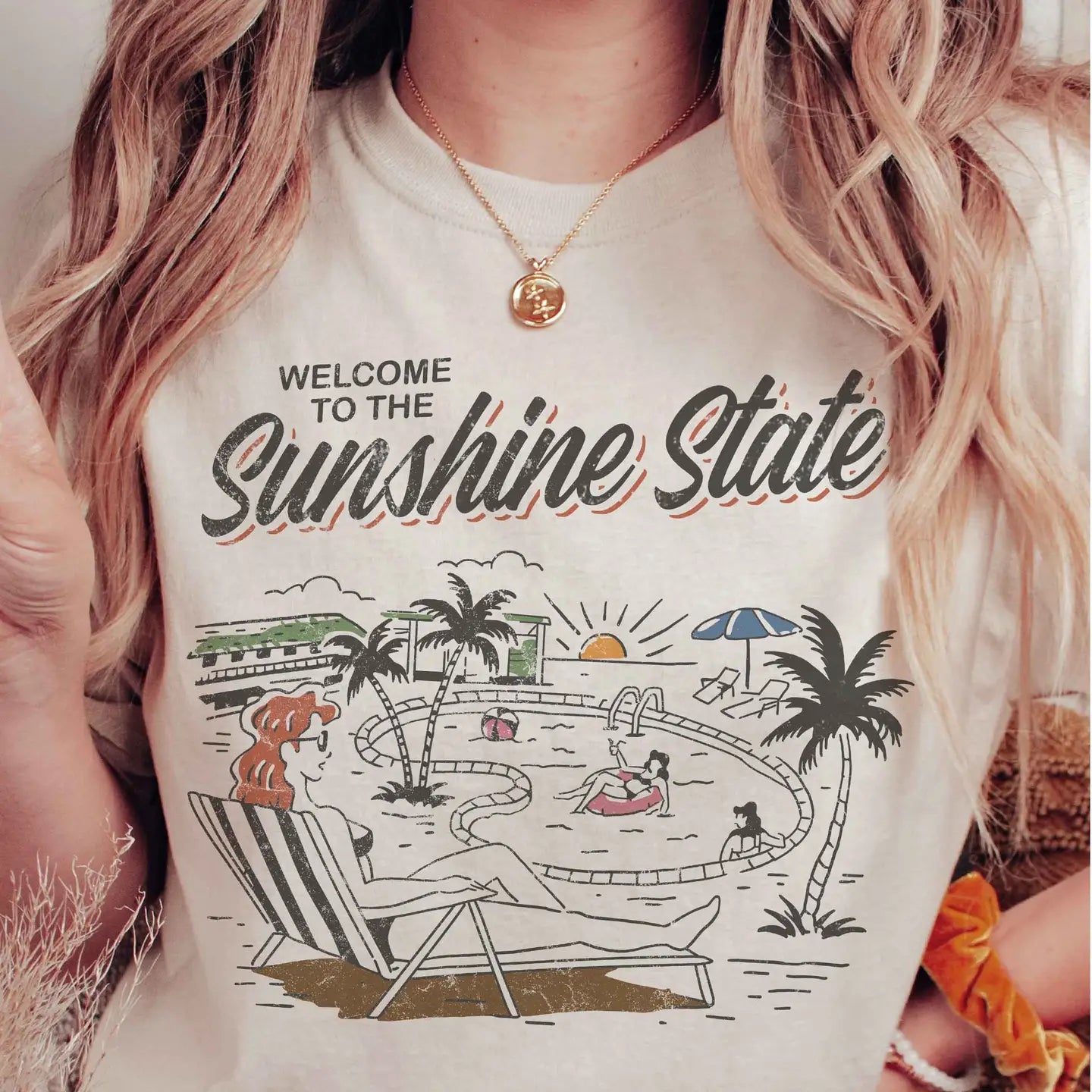 Blume & Co | Welcom Sunshine State Tee | Close | Vagabond | Apparel | Boutique