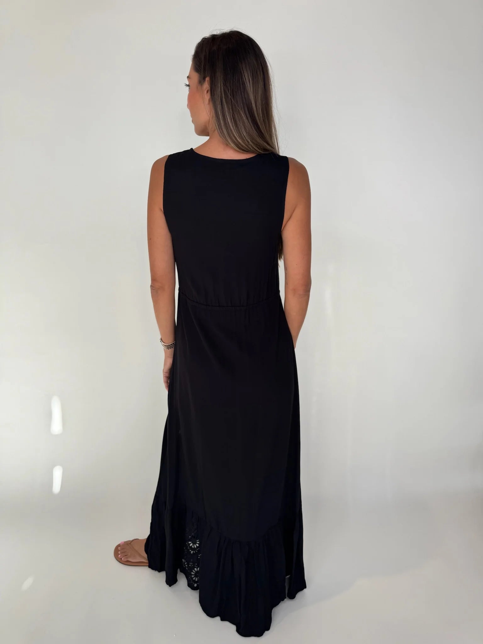 Bobi | Eyelet | Dress | Black | Back | Vagabond | Apparel | Boutique
