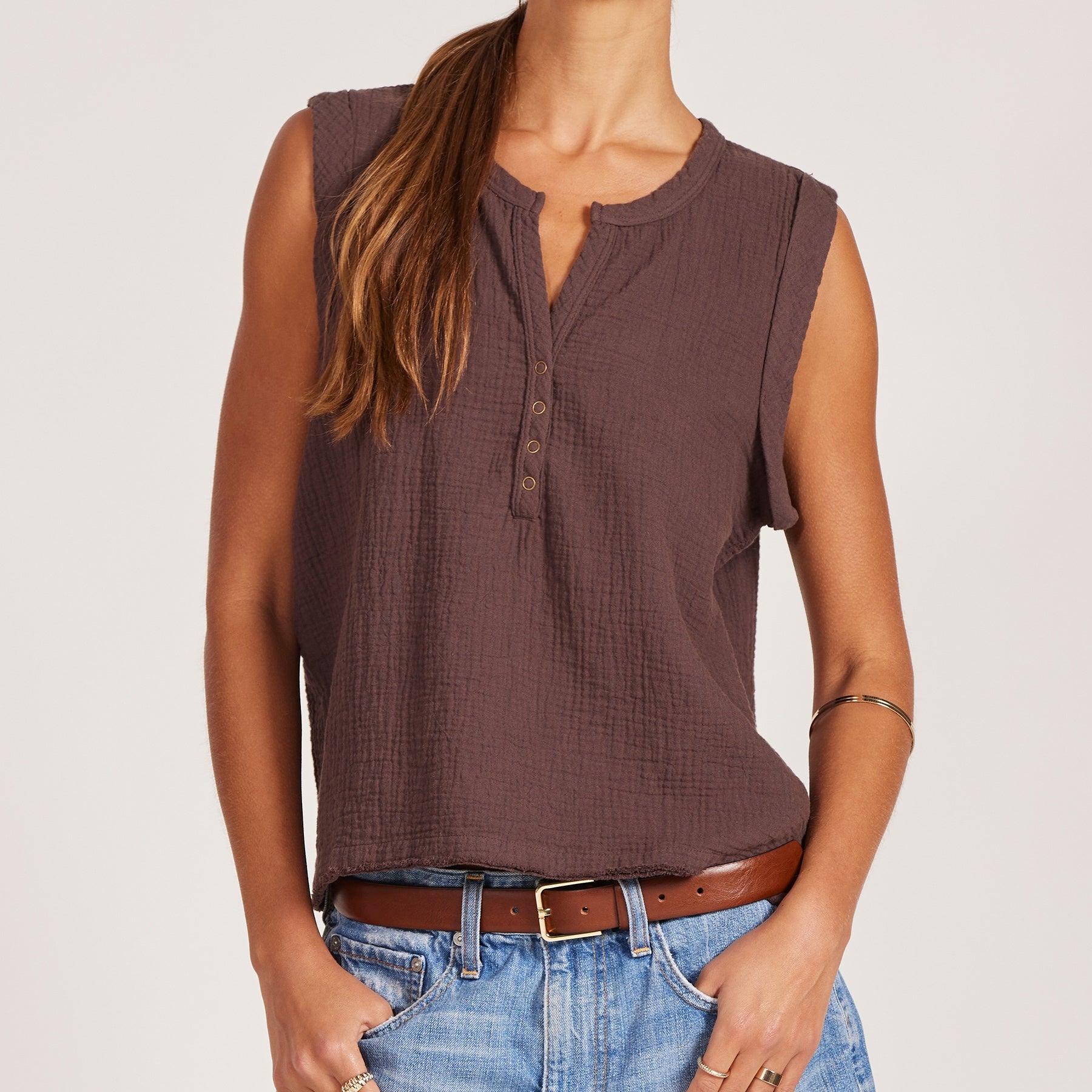 Bobi | Henley Sleeveless Top | Vagabond | Apparel | Boutique