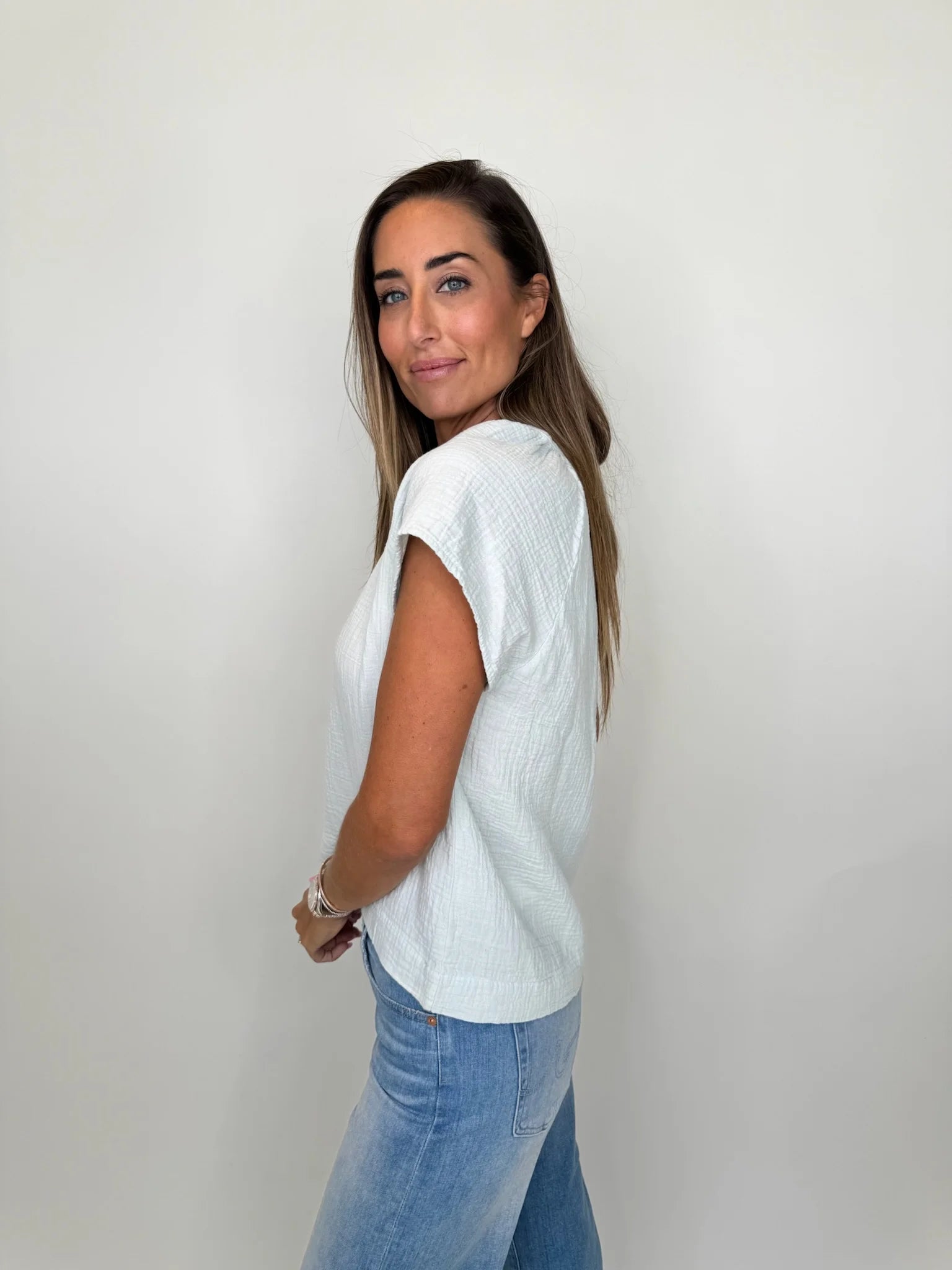 Bobi | Raglan | Flutter | Top |  Blue | Side | Vagabond | Apparel | Boutique