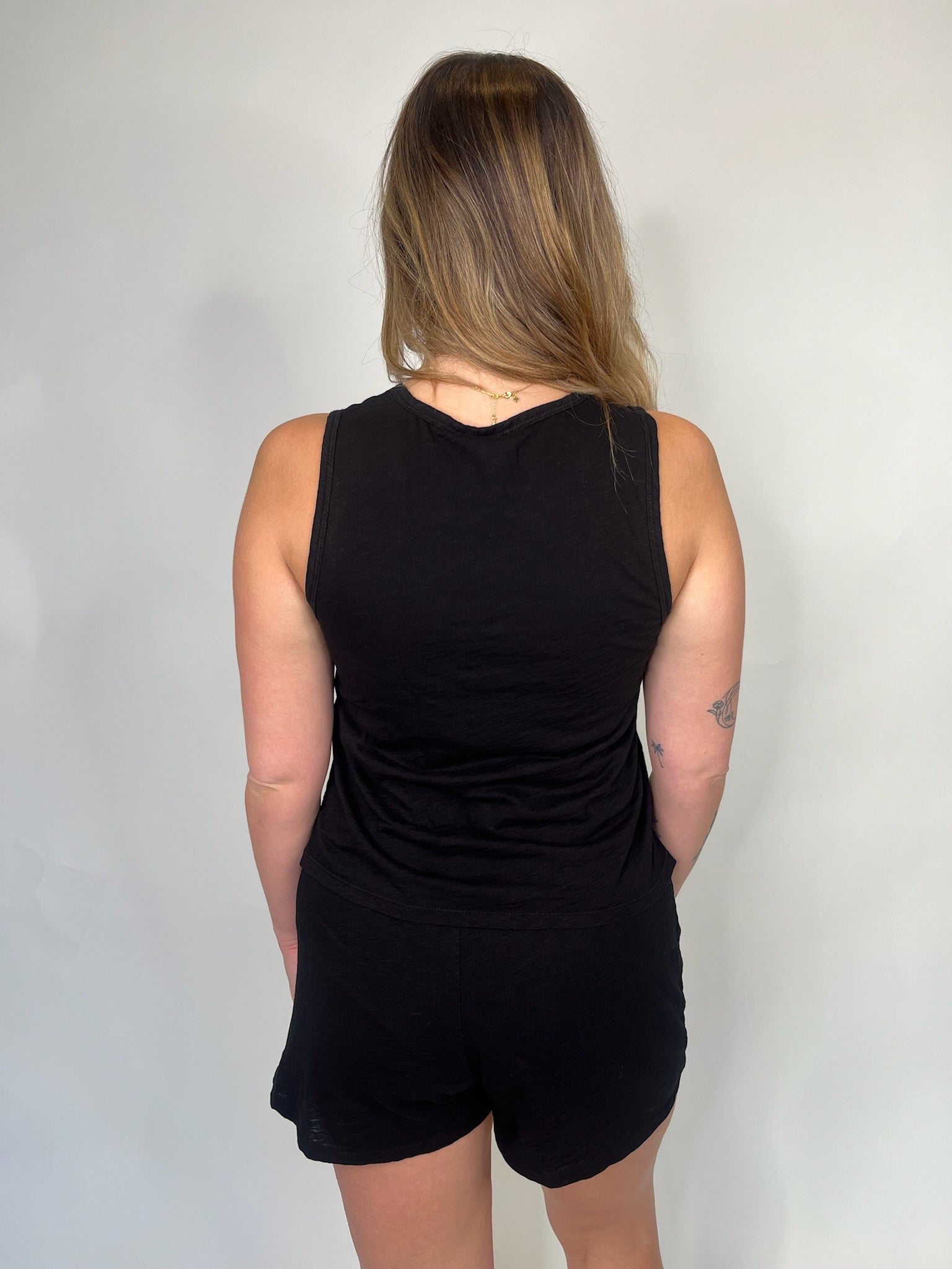 Bobi Shell Tank Black | Vagabond Apparel Boutique