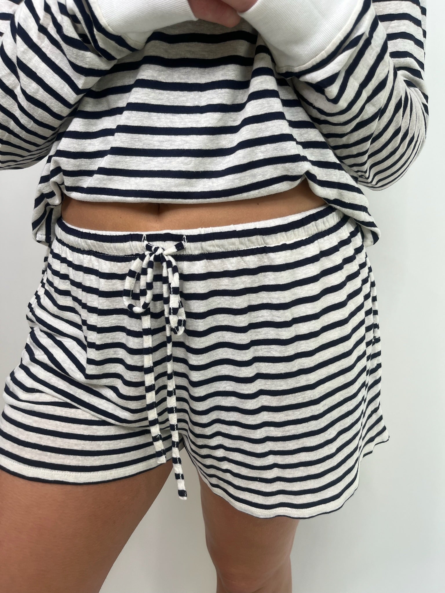 Bobi Small Waistband Short W/ Pockets | Vagabond Apparel Boutique