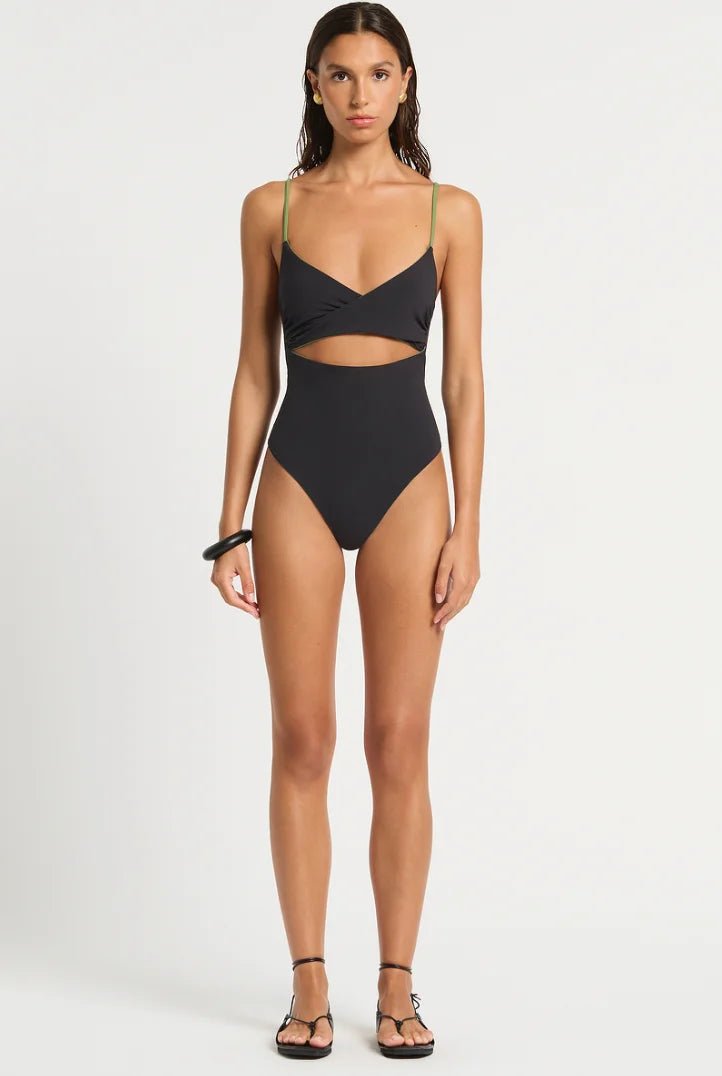 Bond-eye | Amira One Piece | Black | Vagabond | Apparel | Boutique