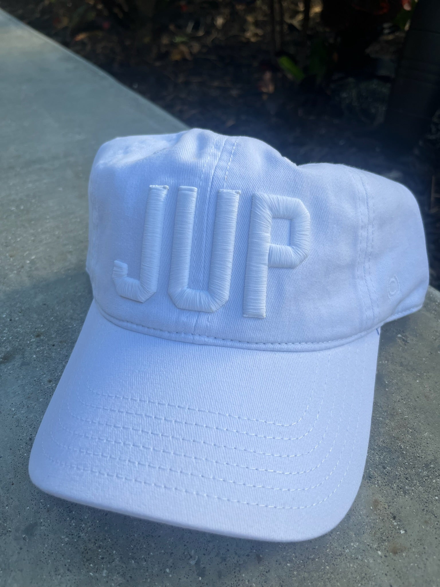 Codeword | Monochrome | Jup Hat | White | Vagabond | Apparel | Boutique