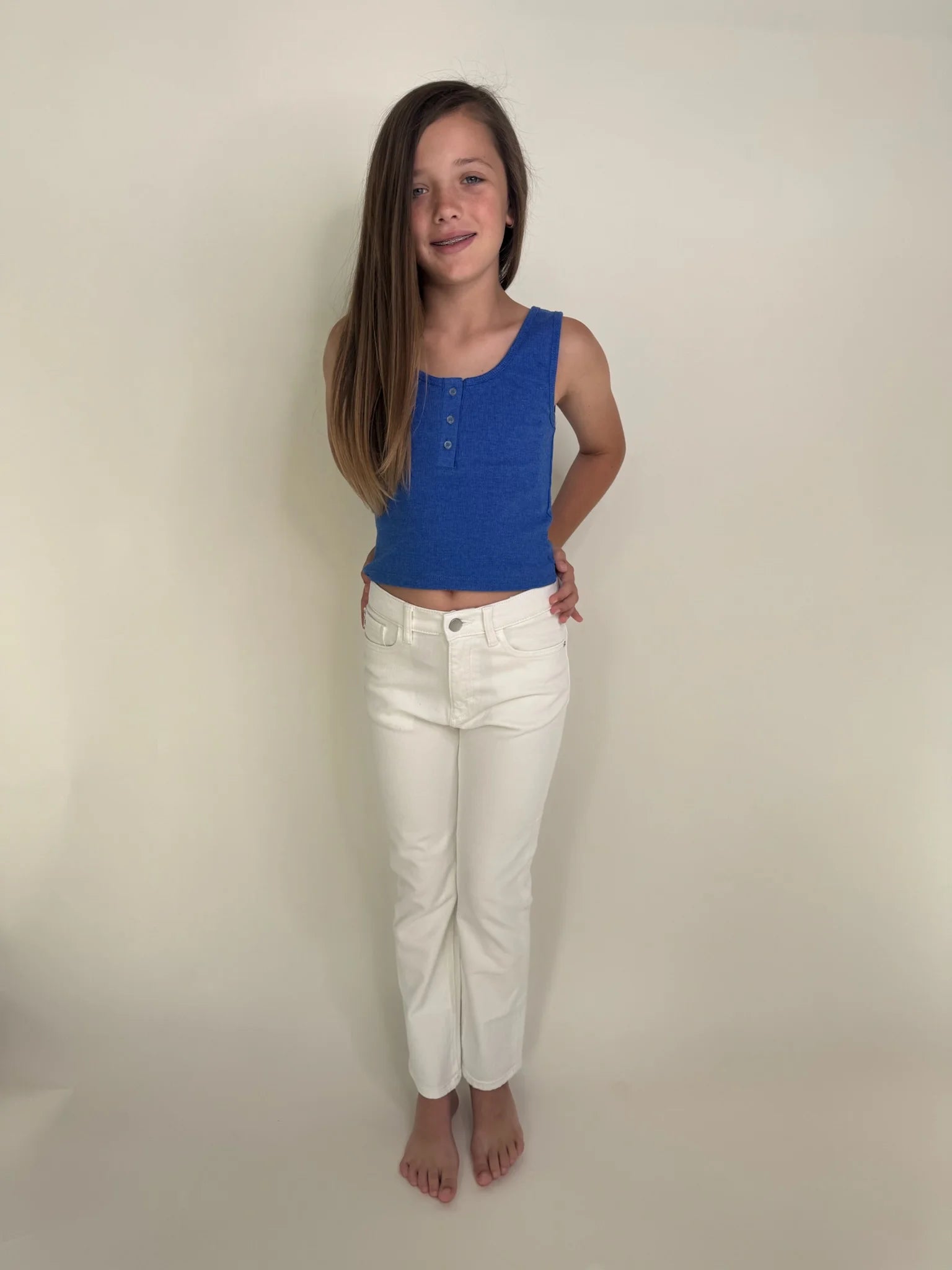 DL1961 | Emie | Straight | Milk | Vagabond | Front Straight | Apparel | Boutique