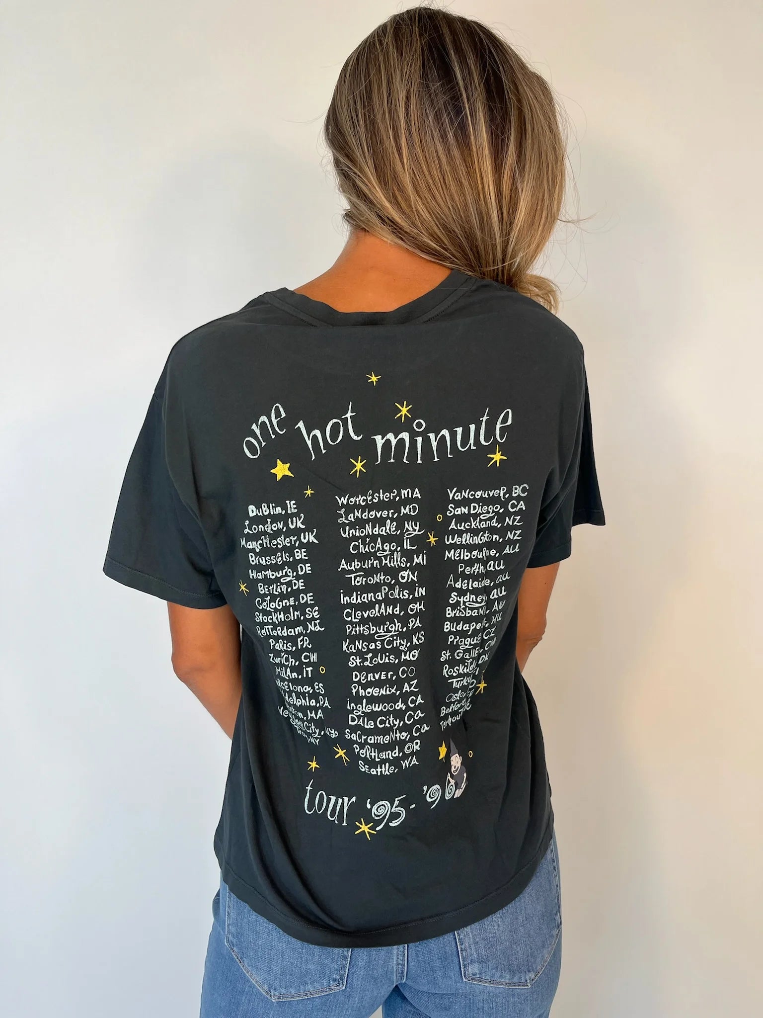 Daydreamer | Red Hot Chili Peppers | Boyfriend Tee | Back | Vagabond | Apparel | Boutique