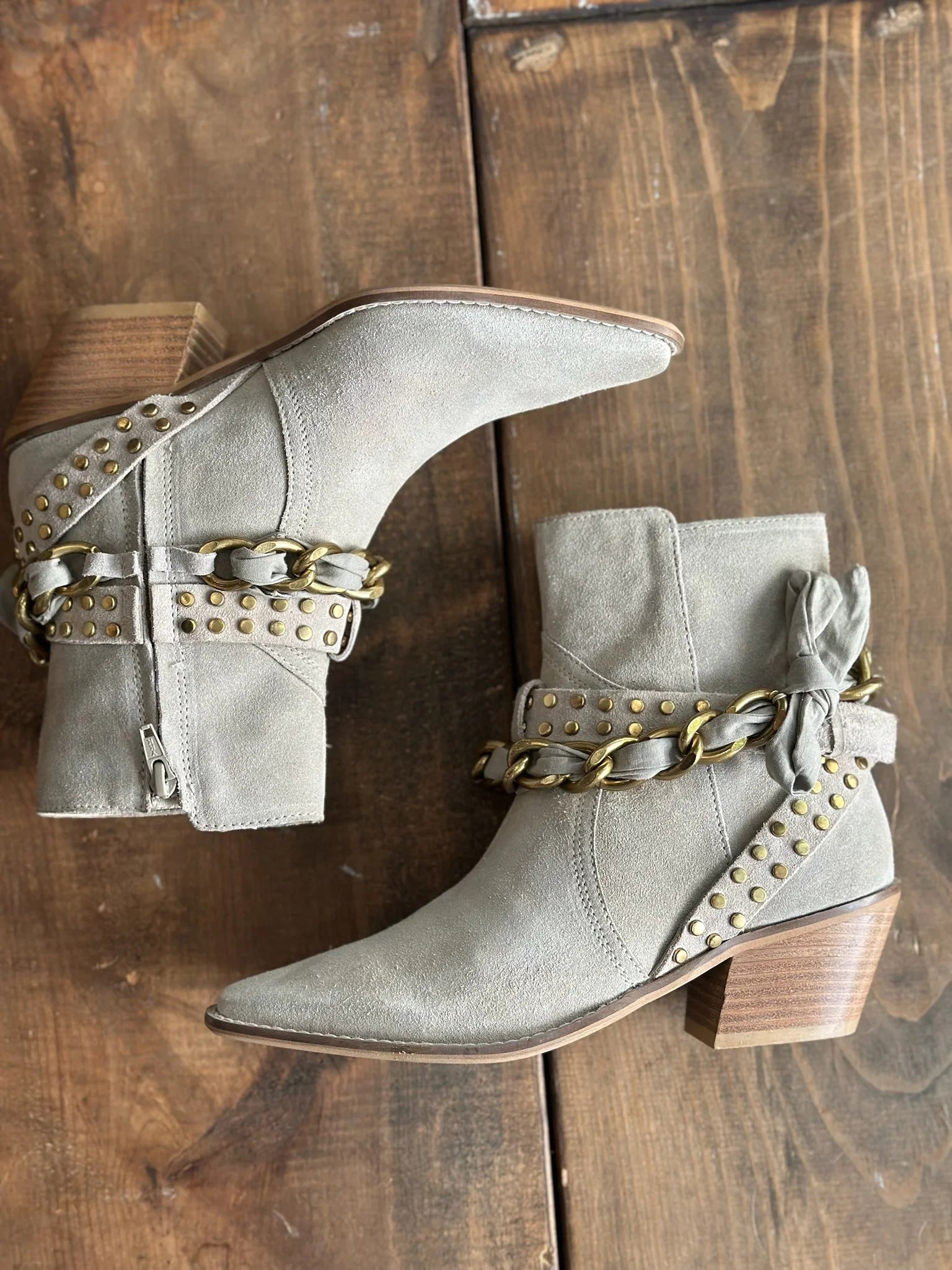 Diba True | Paper Lily Boot | Flat | Vagabond | Apparel | Boutique