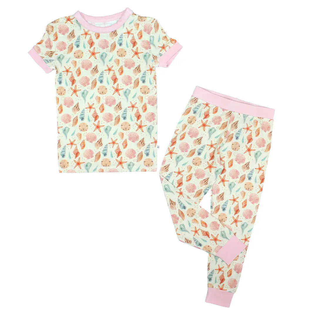 Emerson & Friends | Sandy Seashells Short Sleeve Pajama Set | Stock | Vagabond | Apparel | Boutique