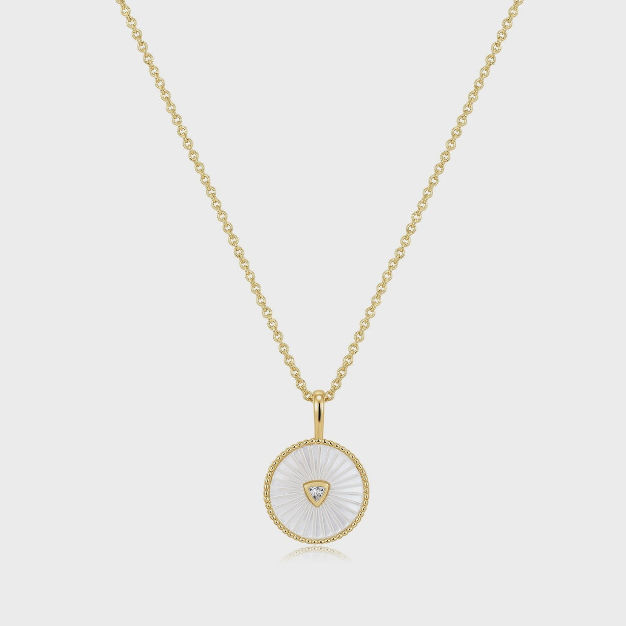 Eklexic | Round Mother Of Pearl Pendant With CZ | Vagabond | Apparel | Boutique