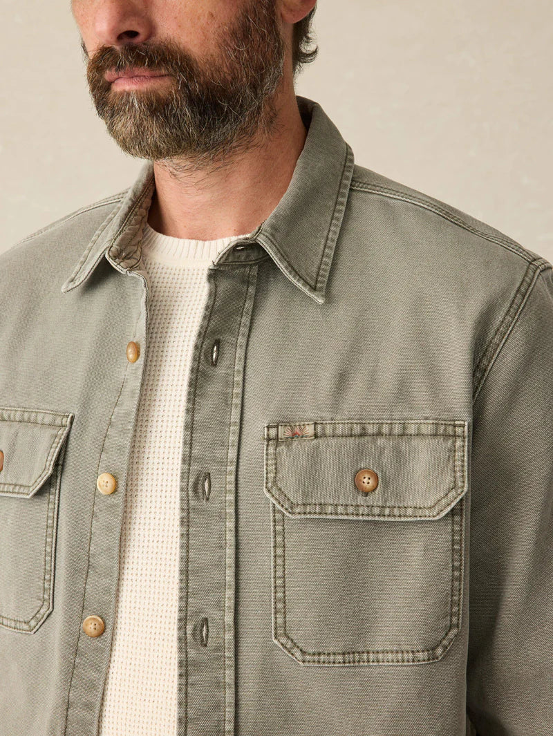 Faherty Men | Sunwashed Canvas CPO | Close | Vagabond | Apparel | Boutique