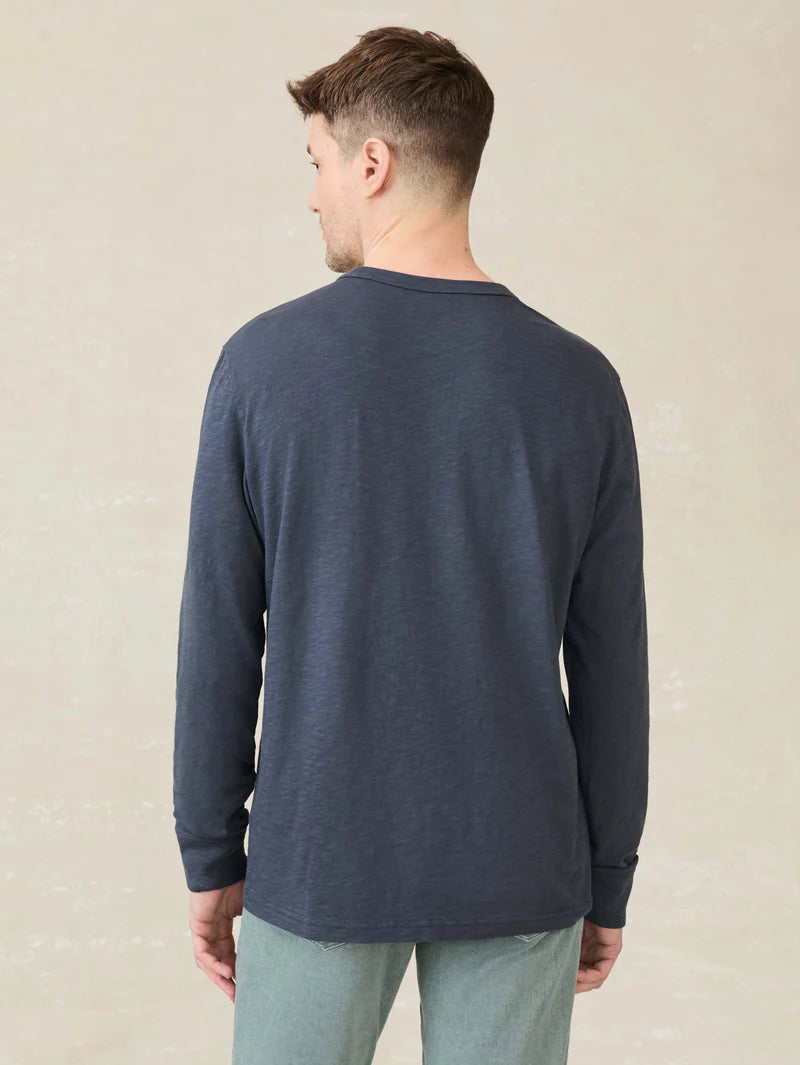 Faherty Men | Long Sleeve Sunwashed Tee | Dune Navy | Back | Vagabond | Apparel | Boutique