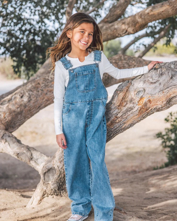 Feather 4 Arrow | Hannah LS Rib Top | Model | Vagabond | Apparel | Boutique