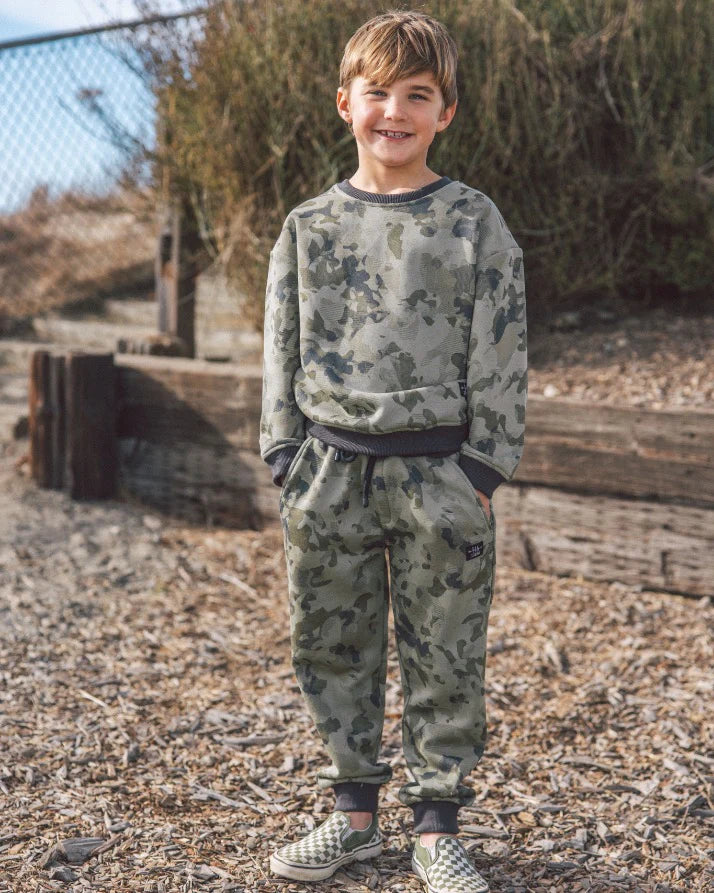 Feather 4 Arrow | Ryder Camo Sweatshirt |Stock | Vagabond | Apparel | Boutique