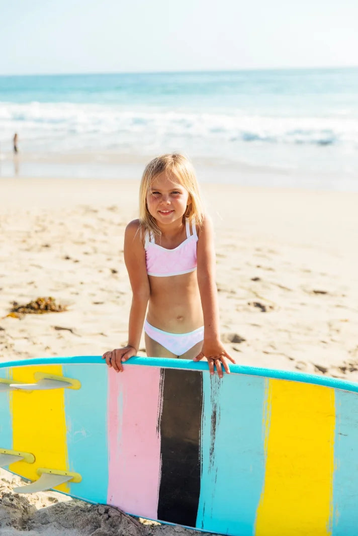 Feather 4 Arrow | Maui Bikini | Pink | Model | Vagabond | Apparel | Boutique