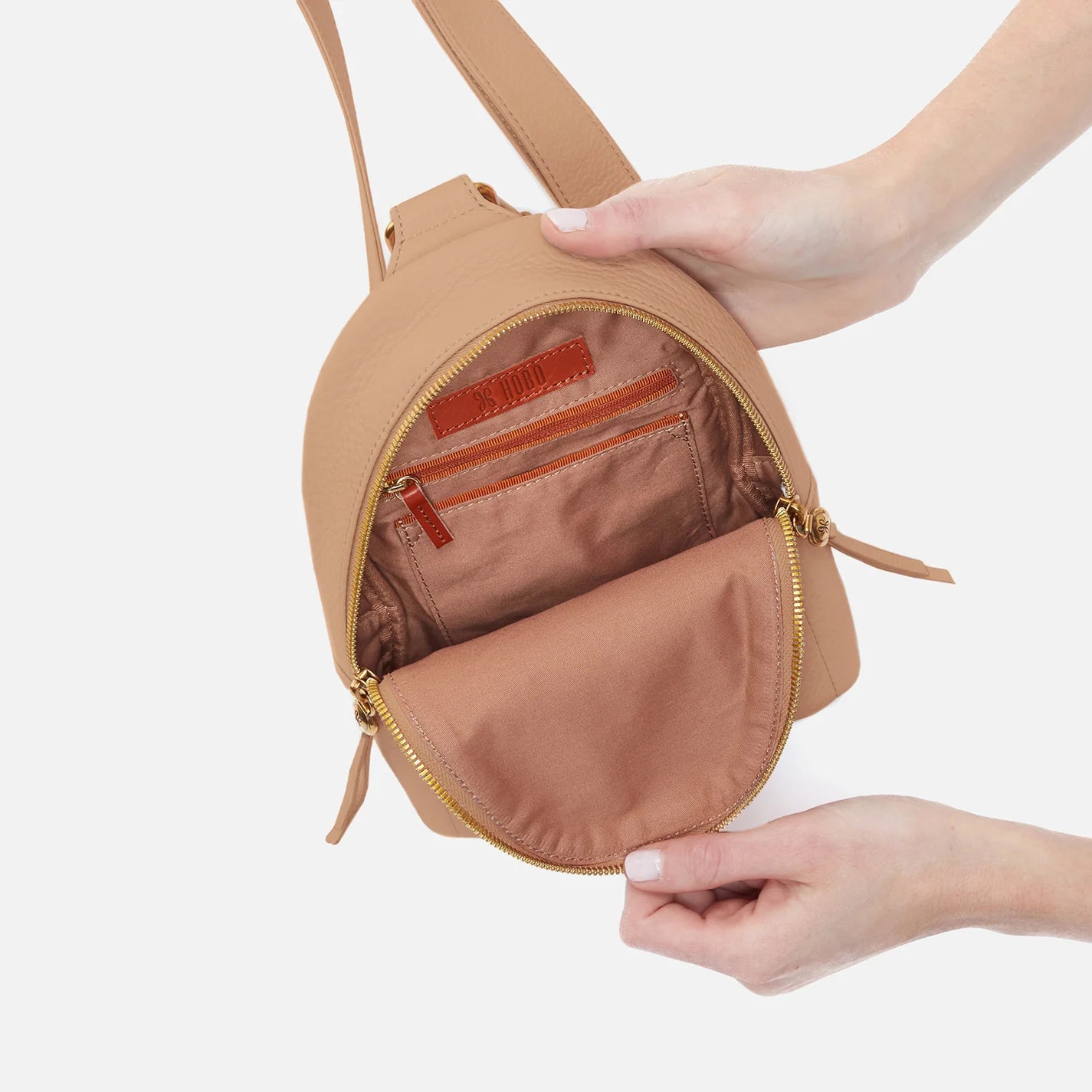 Hobo Fern Sling Bag Sandstorm | Vagabond Apparel Boutique