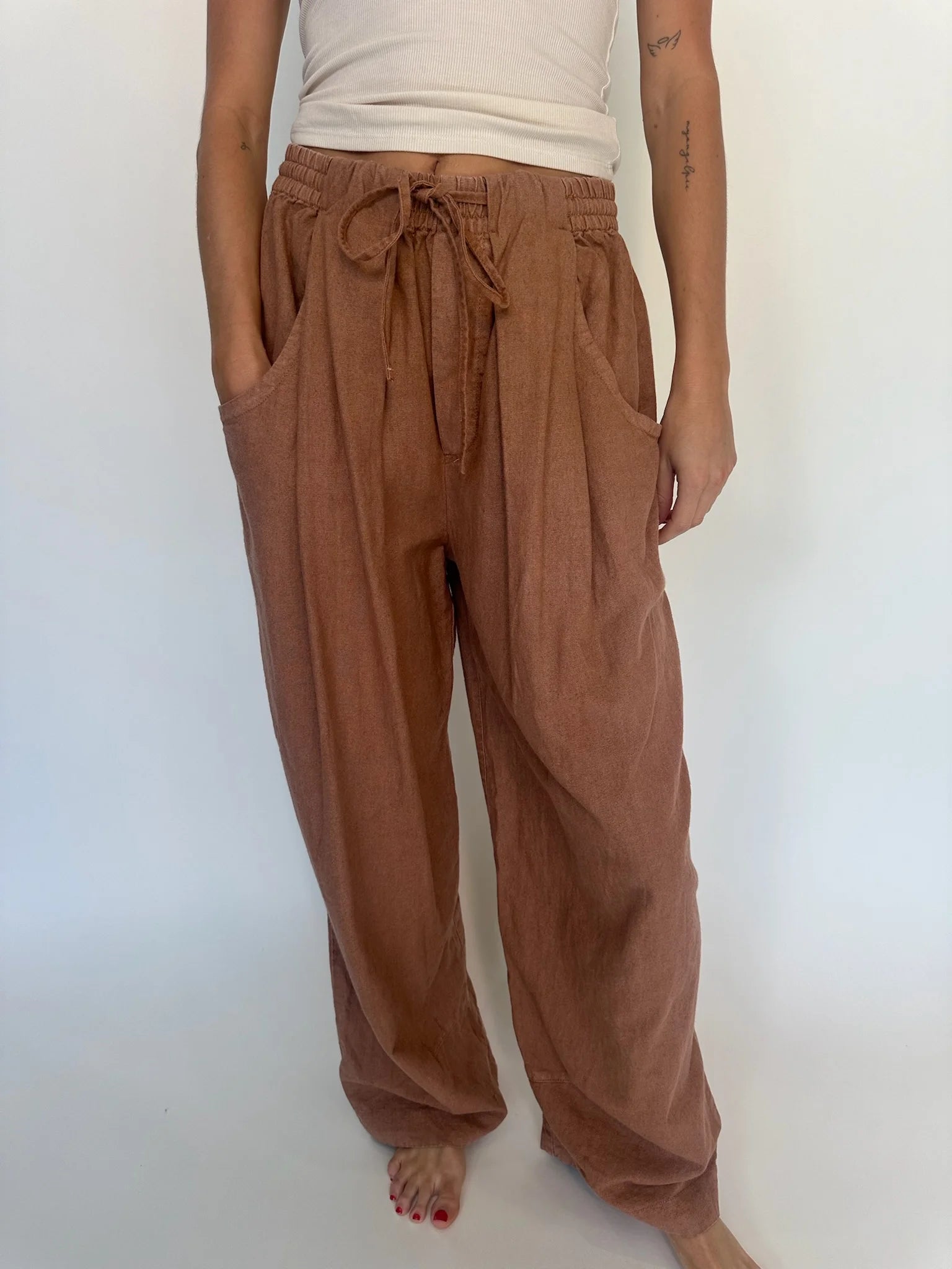 Free People | Chambers Laid Back Pull On Pant | Sunset | Front | Vagabond | Apparel | Boutique