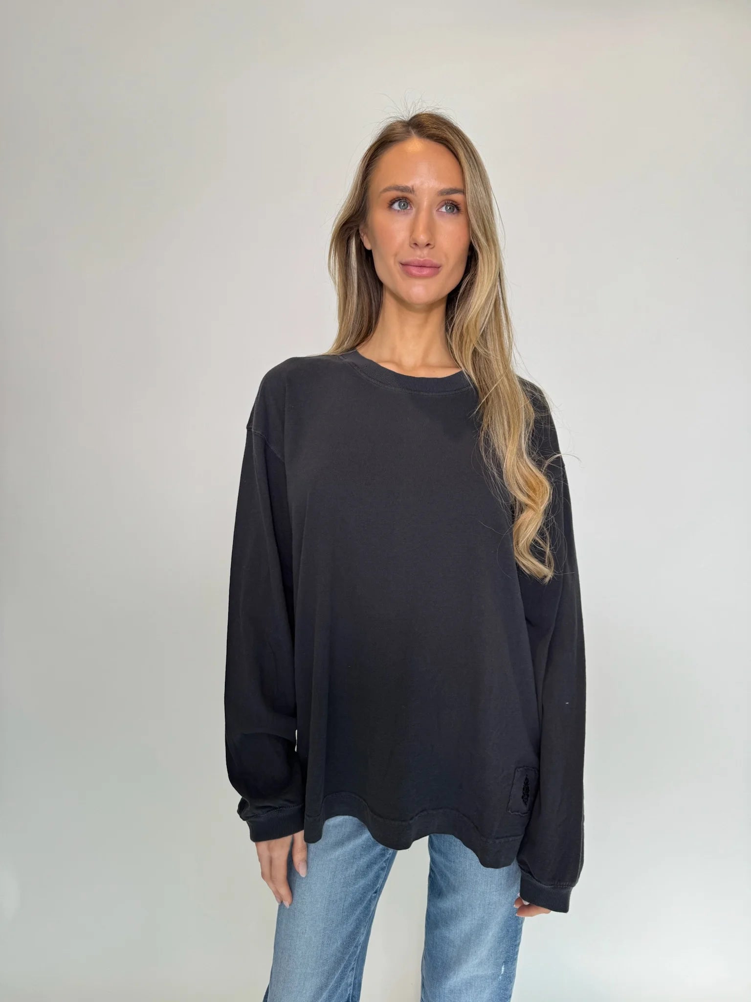 Free People | Hustle Layer | Black | Front | Vagabond | Apparel | Boutique