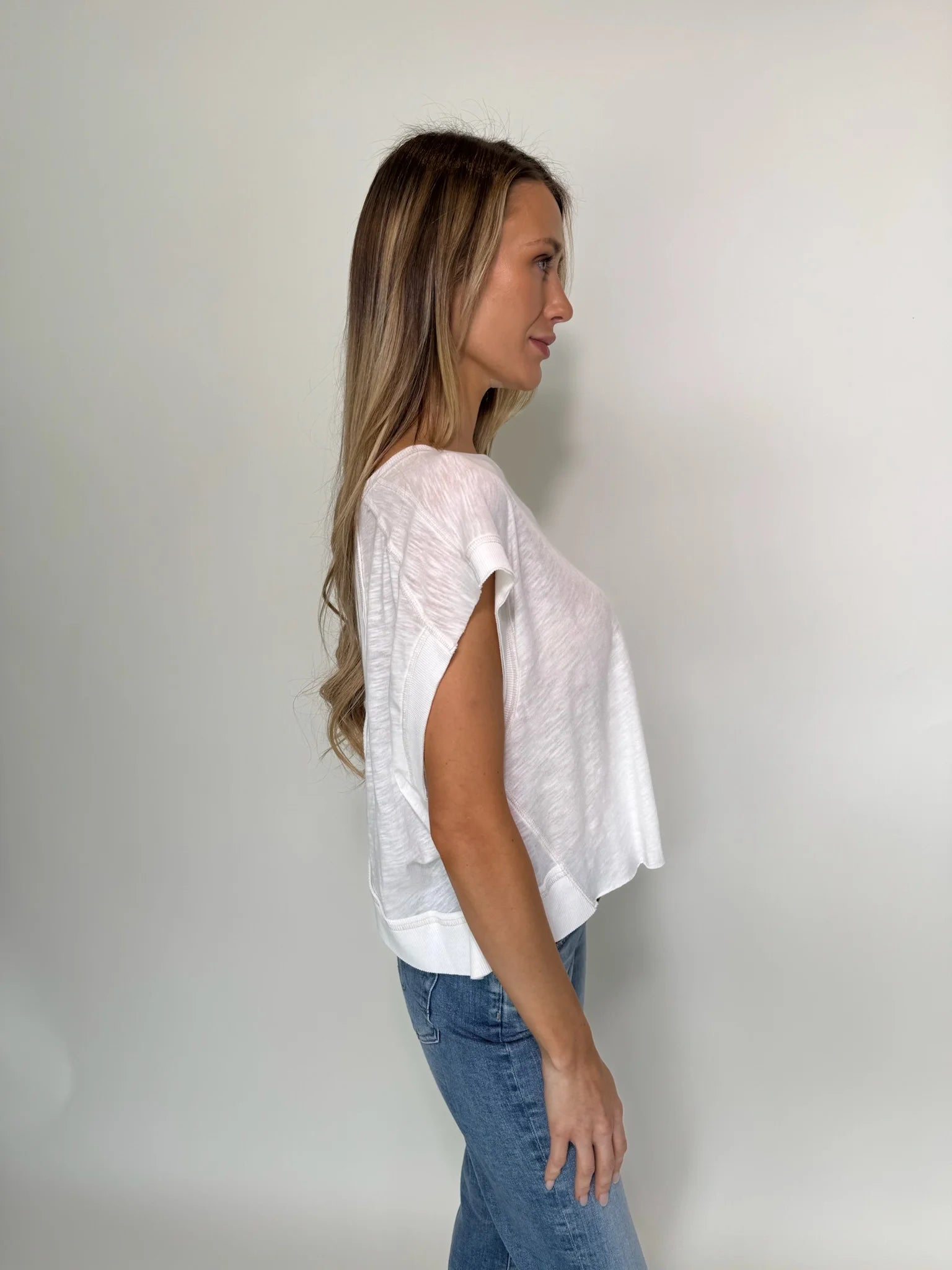 Free People | My Time Tee | White | Side | Vagabond | Apparel | Boutique