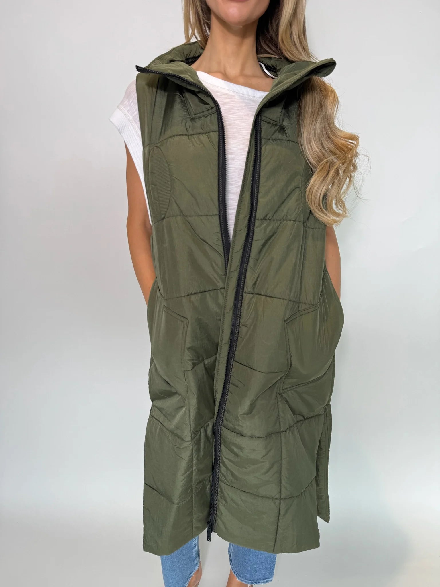Free People | On The Move Packable Puffer Vest | Front | Vagabond | Apparel | Boutique