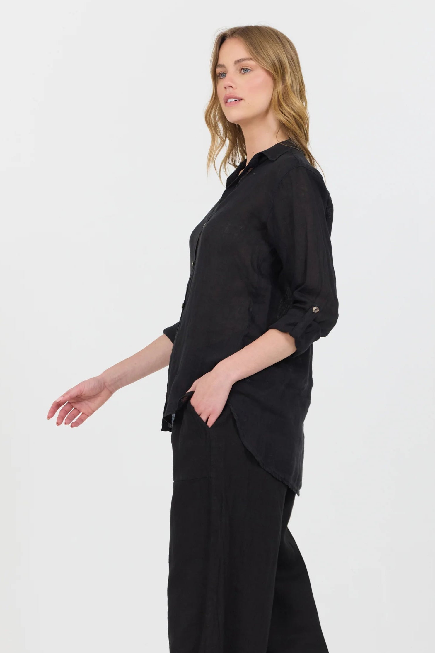 Fresh Laundry | Long Sleeve Linen Button Up | Black | Side | Vagabond | Apparel | Boutique