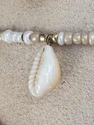 GSA | Multi Cowry Shell Bead Bracelet | Cream | Vagabond | Apparel | Boutique