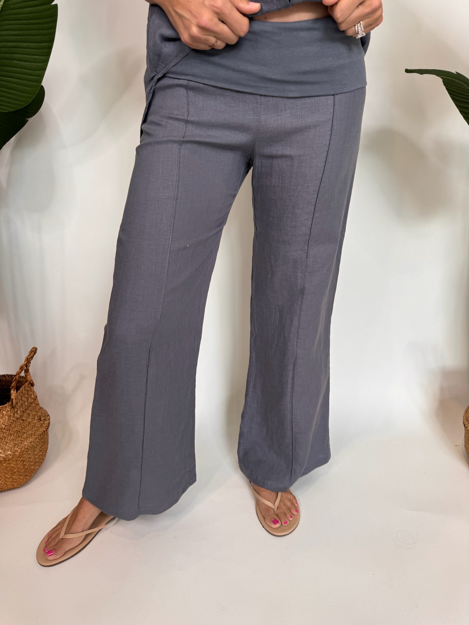 Fresh Laundry Foldover Linen Pant