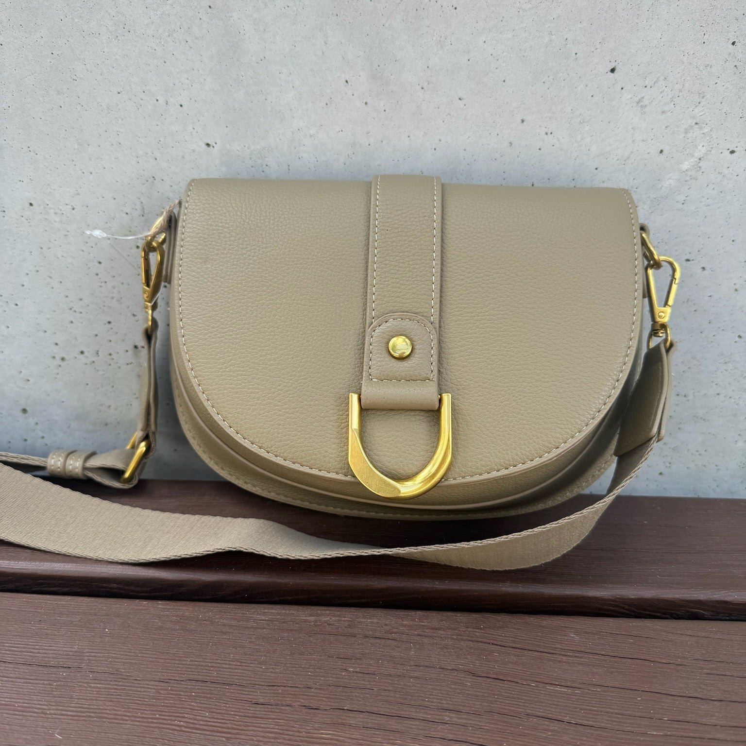 Mimi Allie Saddle Crossbody Bag | Vagabond Apparel Boutique