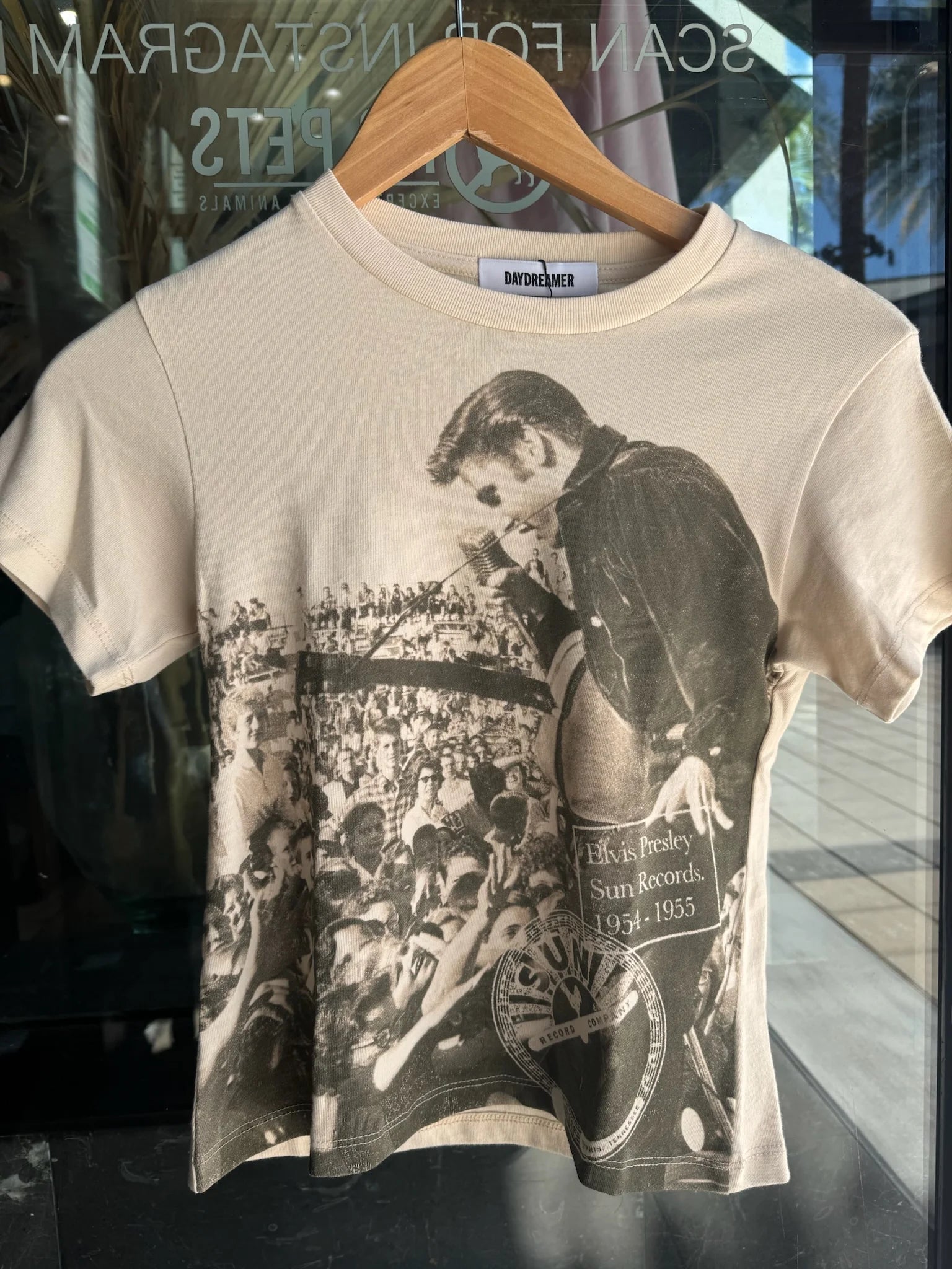 Daydreamer | Sun Records Elvis In Concert Tee | Hanging | Vagabond | Apparel | Boutique
