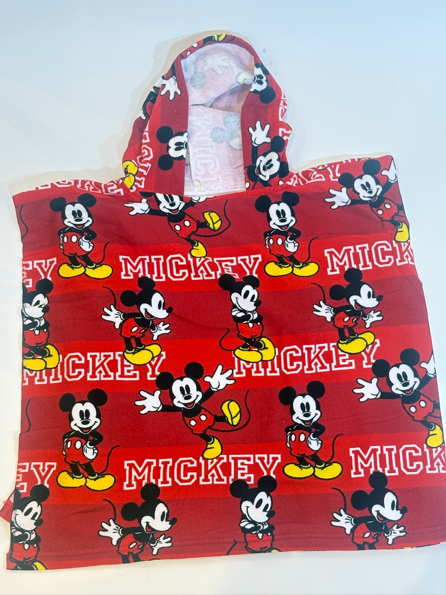 Island Gear | Hooded Towel Mickey | Vagabond | apparel | Boutique