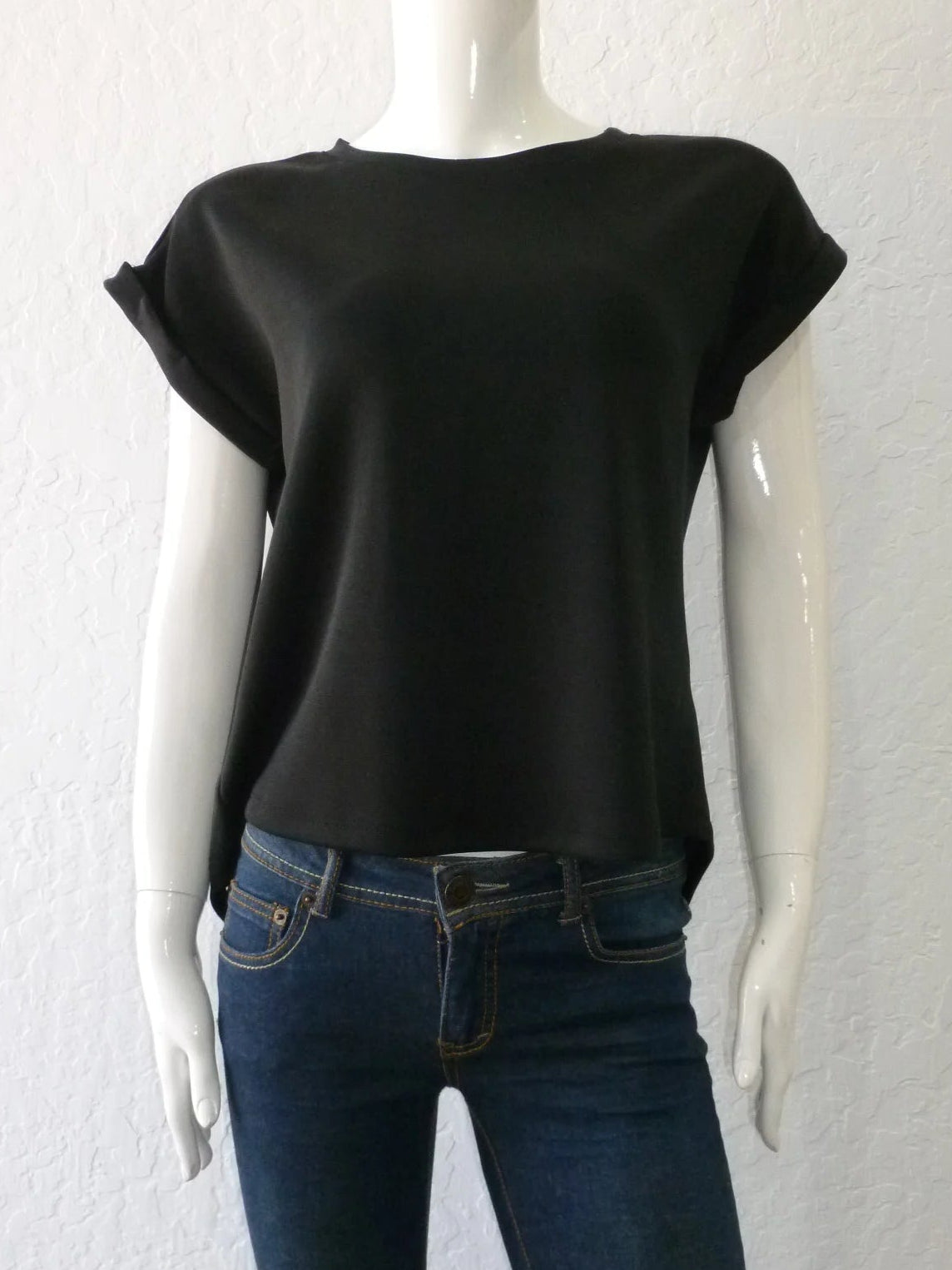 KLD | Scuba Cuffed Sleeve Top | Black | Vagabond | Apparel | Boutique