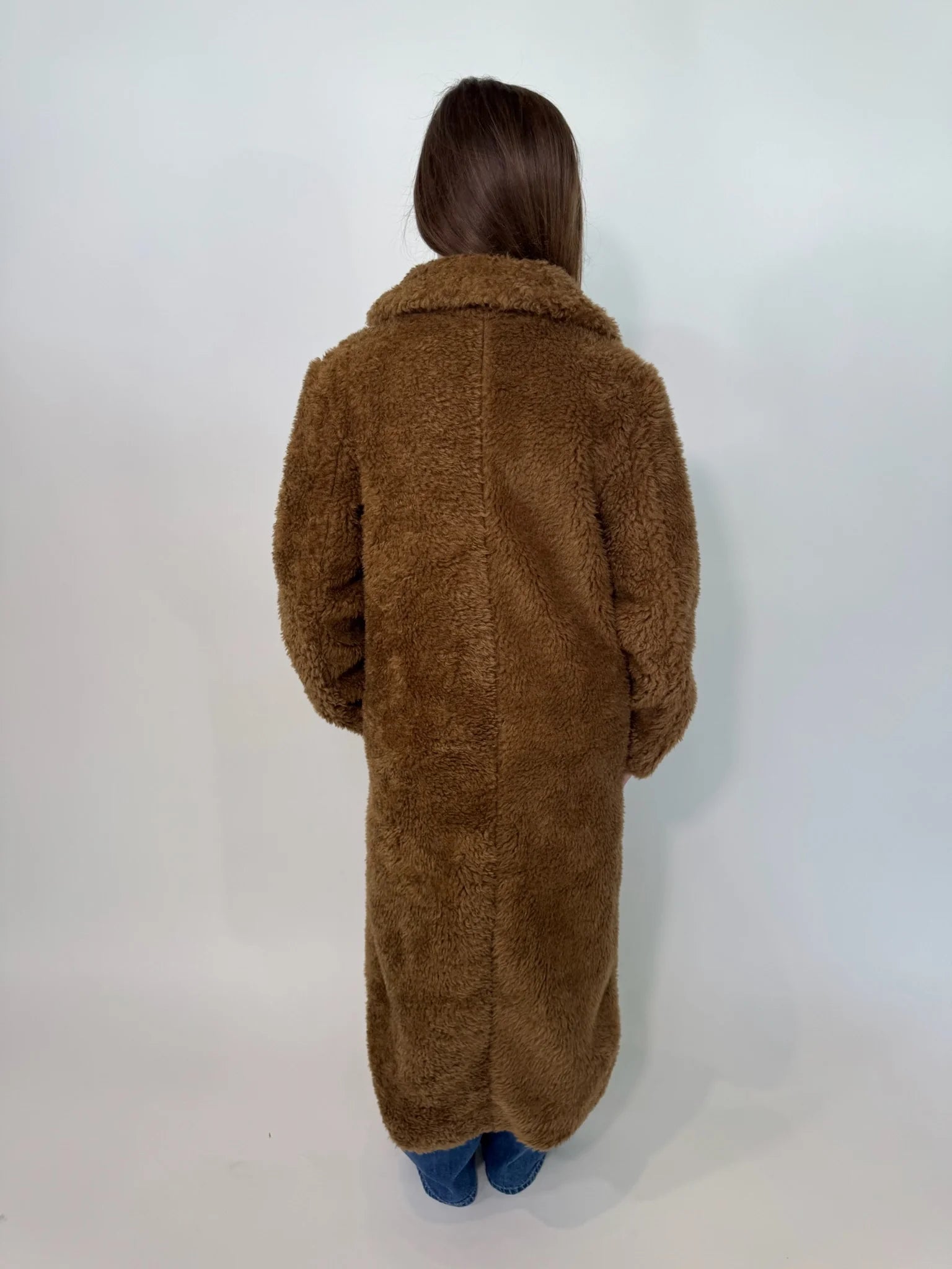 Katie J | Paddie Coat | Model | Back | Vagabond | Apparel | Boutique