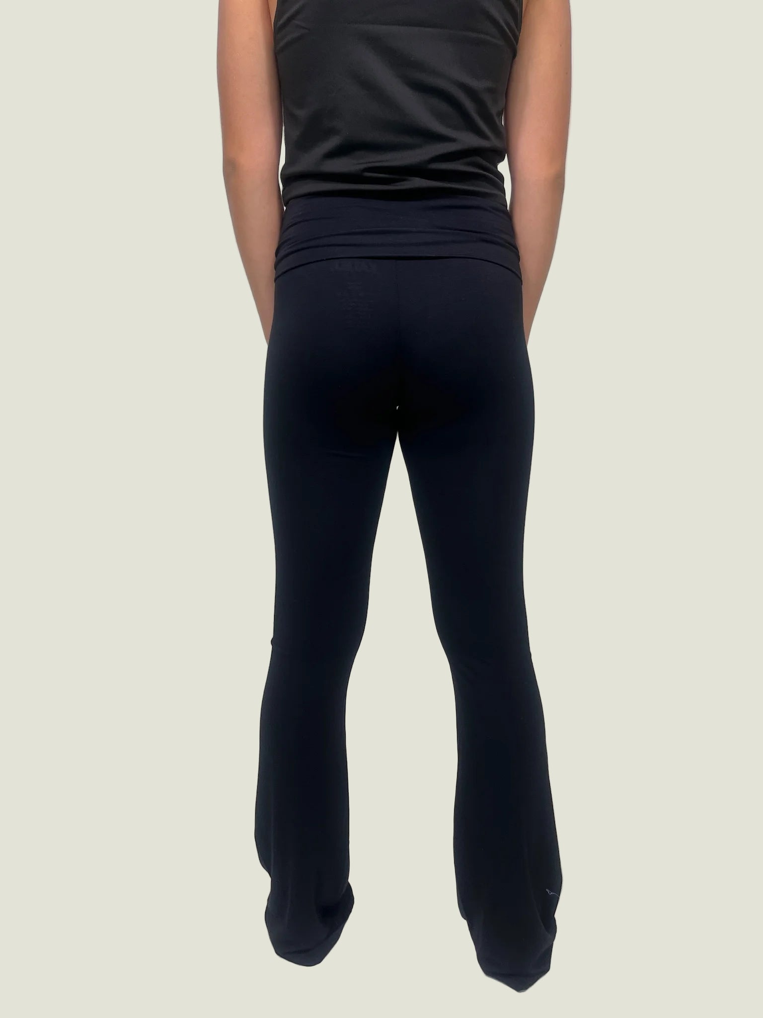 Katie J | Summer Roll Over Pant | Back | Vagabond | Apparel | Boutique