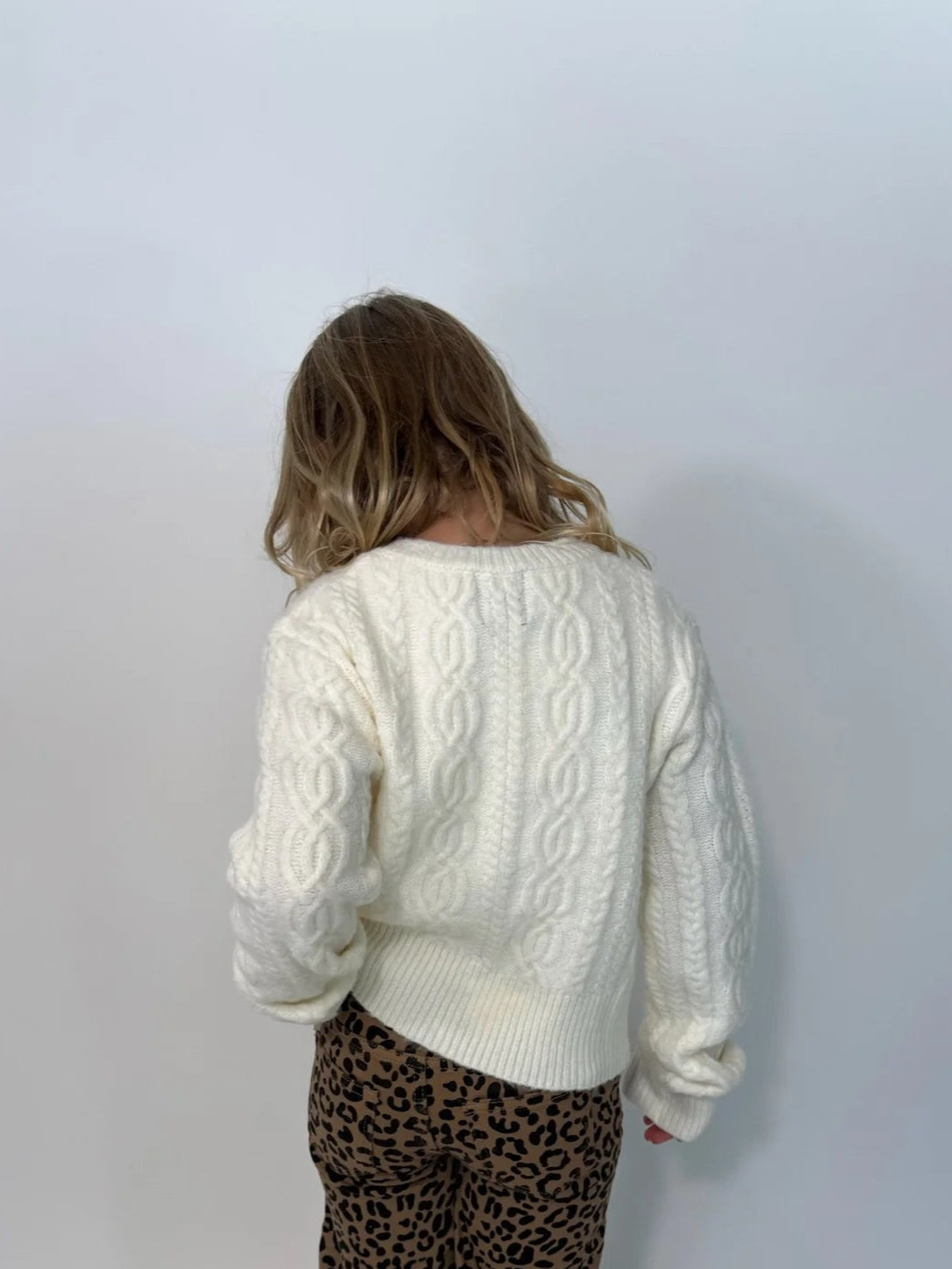 Katie J | Remi Cardigan | Model | Back | Vagabond | Apparel | Boutique