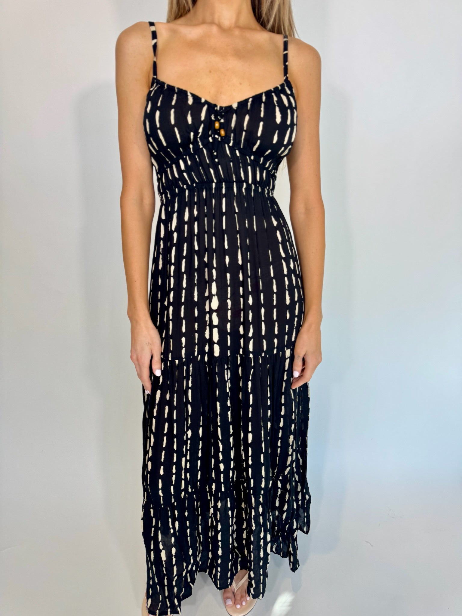 Khush | Zana Dress | Close | Vagabond | Apparel | Boutique