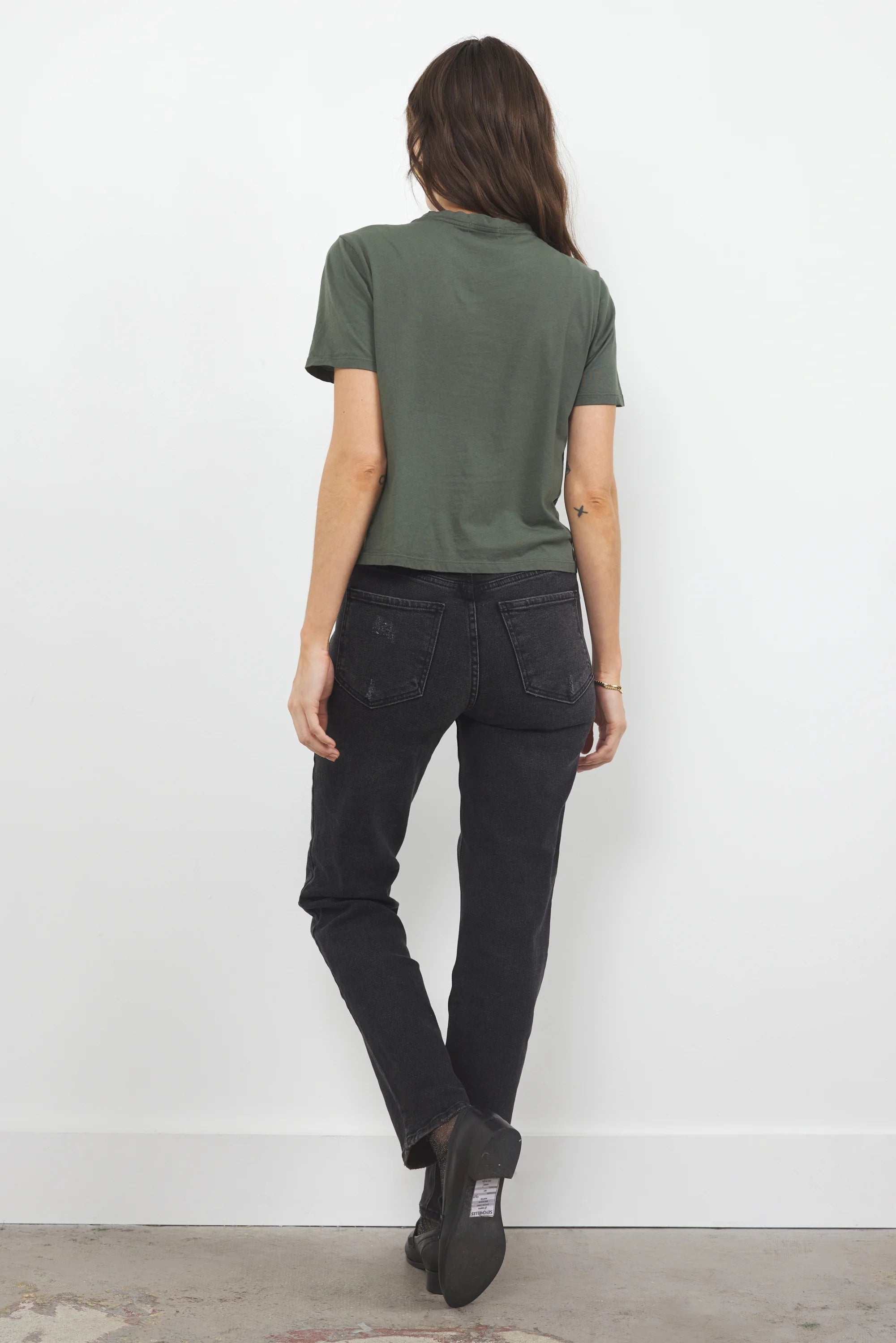 LA Made | Damien Boxy Tee | Olive | Back | Vagabond | Apparel | Boutique