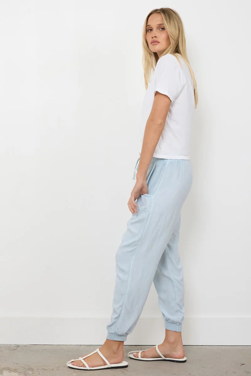 LA Made | Damien Boxy Tee | Side | Vagabond | Apparel | Boutique