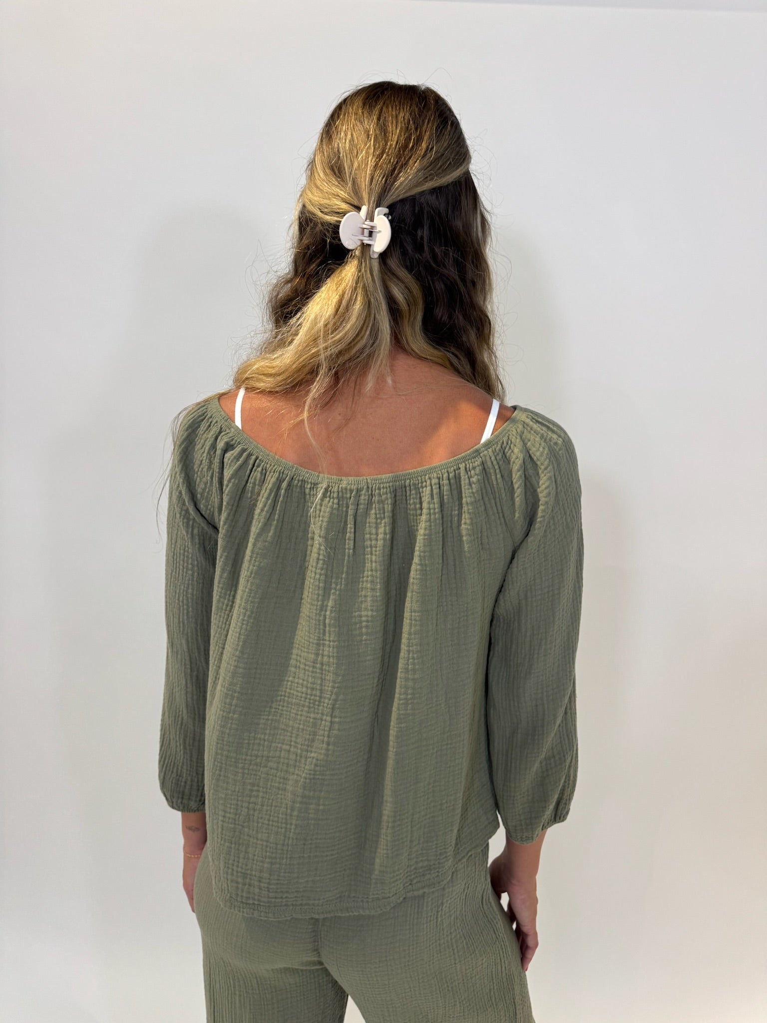 LA Made | Monet Off Shoulder Gauze Top | Vagabond | Apparel | Boutique