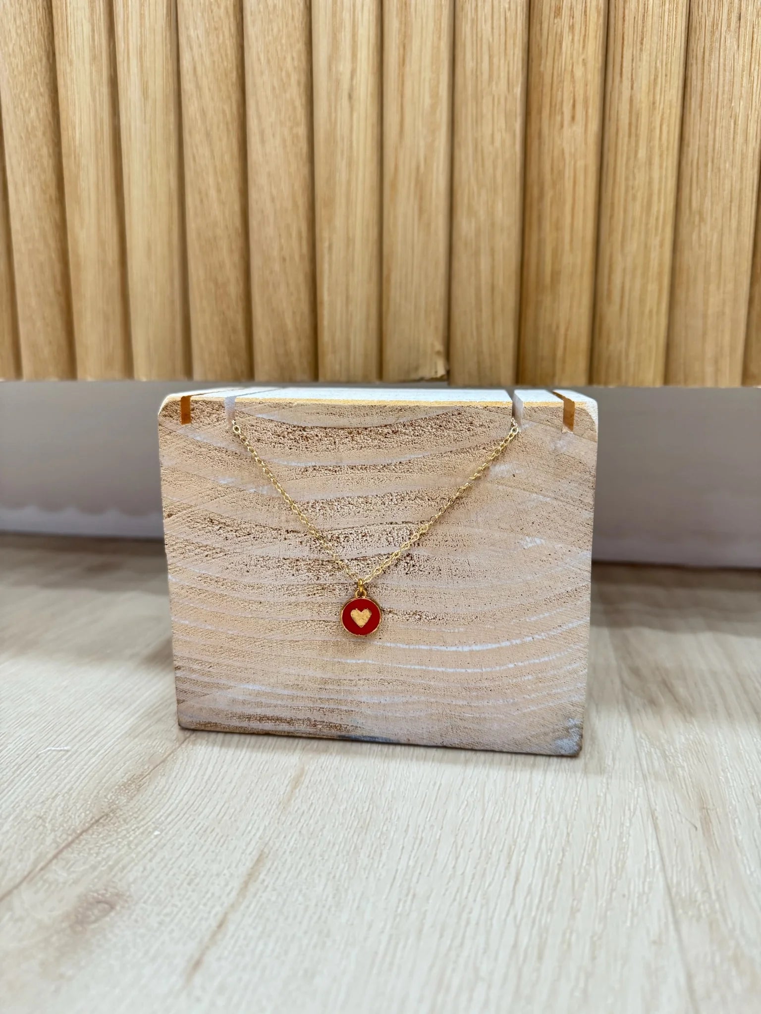 Laalee | Round Colorful Heart Necklace | Vagabond | Apparel | Boutique