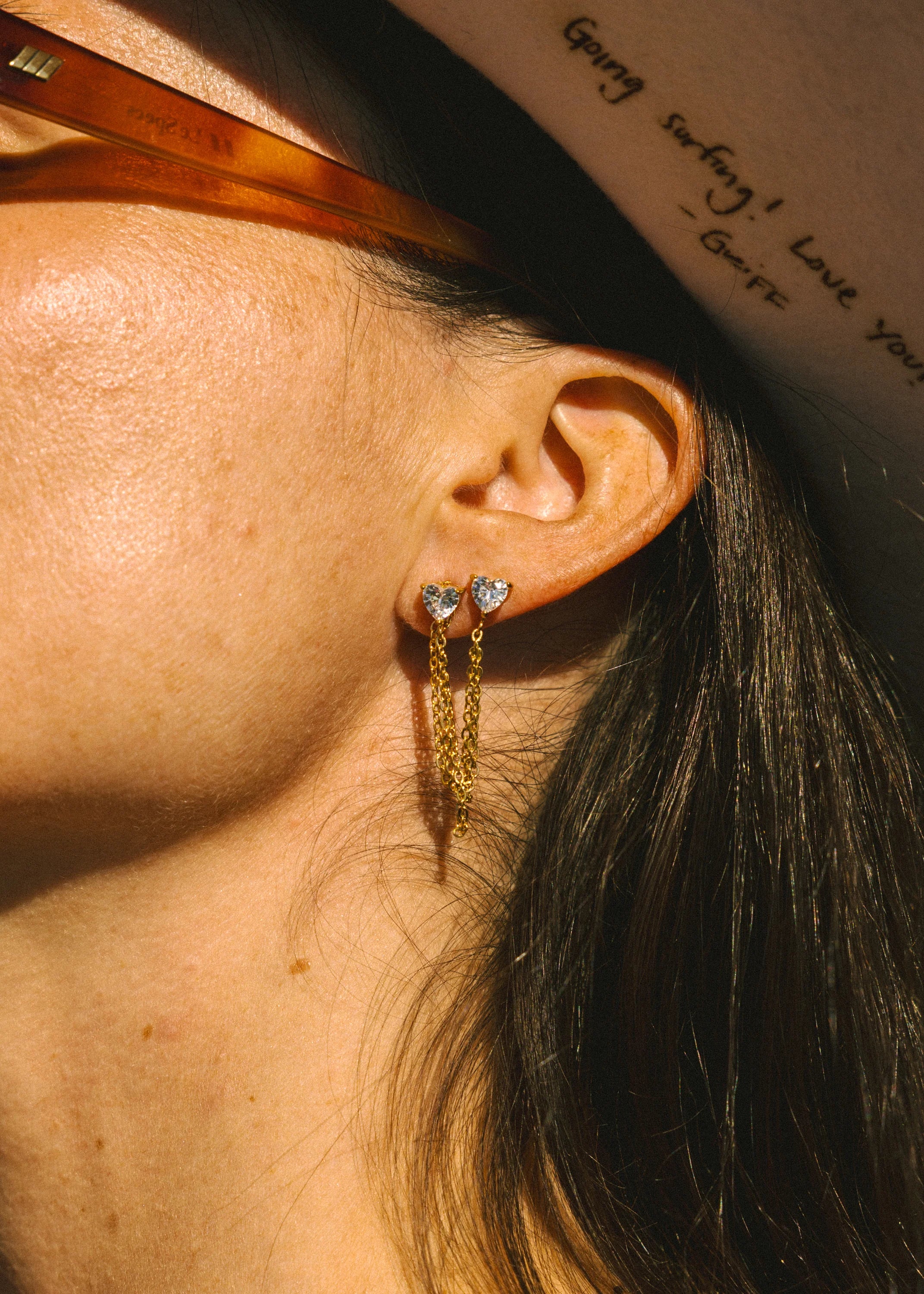 Logan Tay | Heart Chain Dangle Earrings | Vagabond | Apparel | Boutique