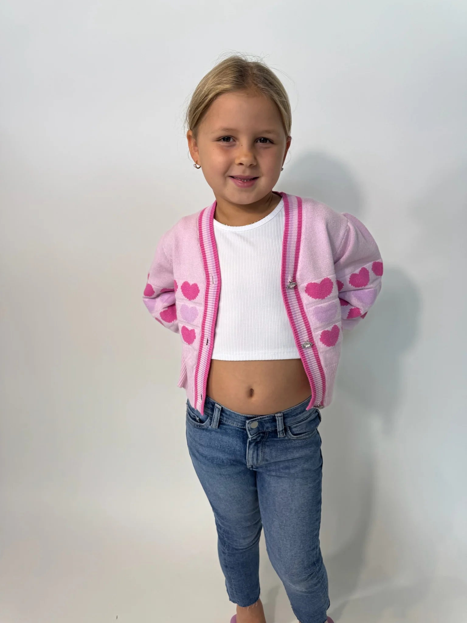 Mini Dreamer | Celine Heart Cardigan | Pink | Model | Vagabond | Apparel | Boutique